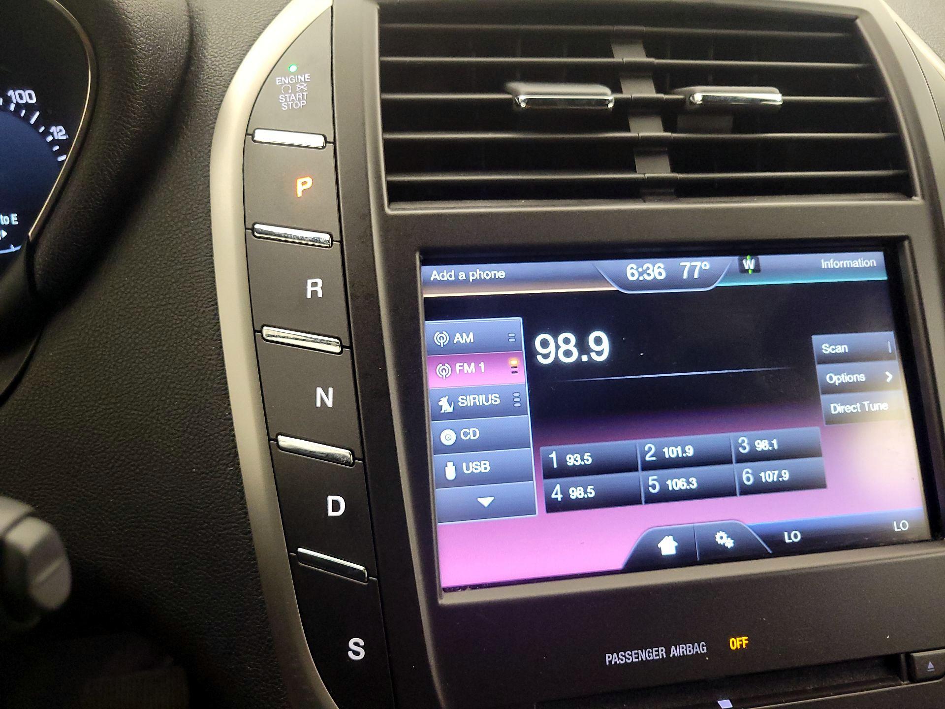 Thumbnail: 2015 Lincoln MKC - 15
