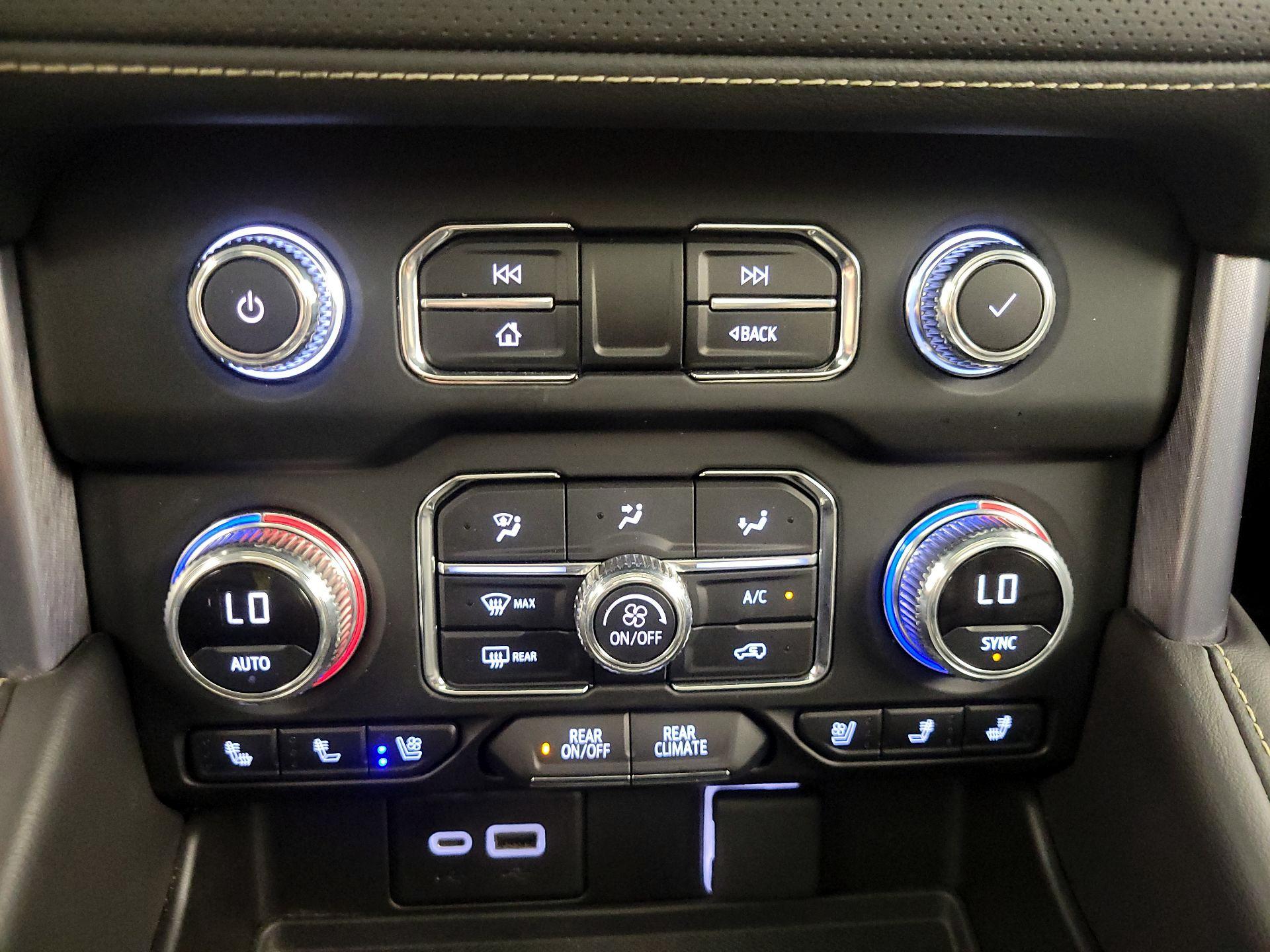 Thumbnail: 2021 GMC Yukon - 17