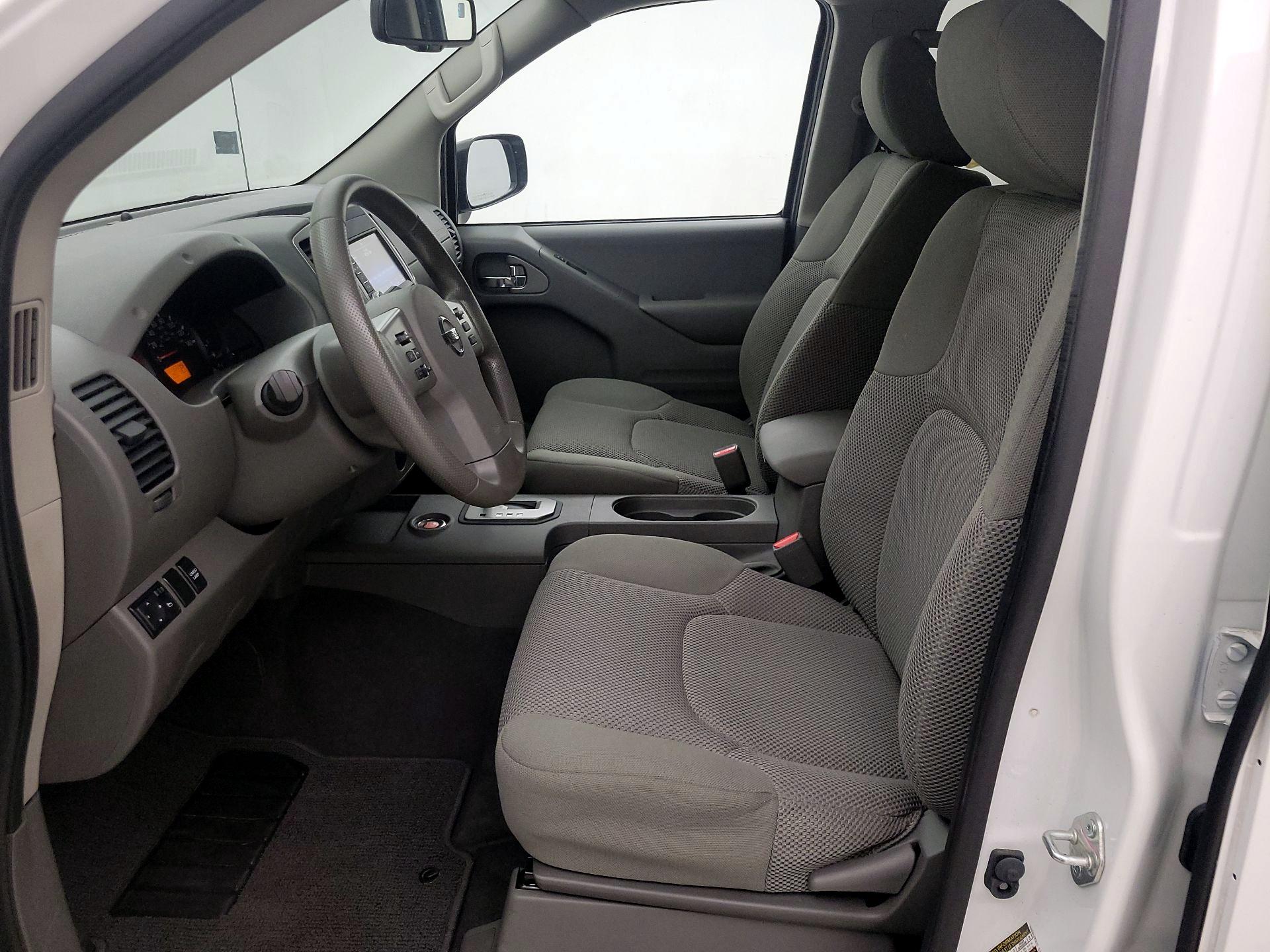 Thumbnail: 2021 Nissan Frontier - 11