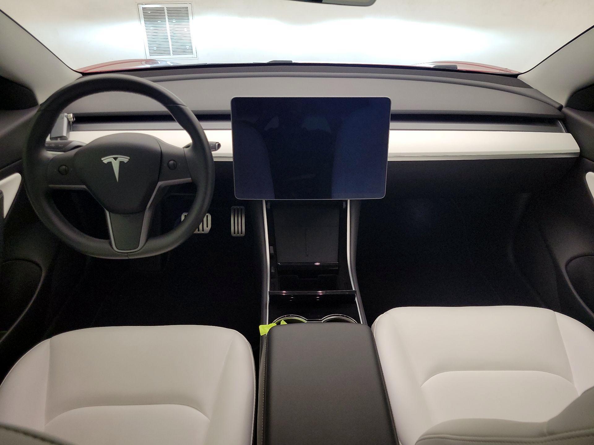 Thumbnail: 2019 Tesla Model 3 - 9