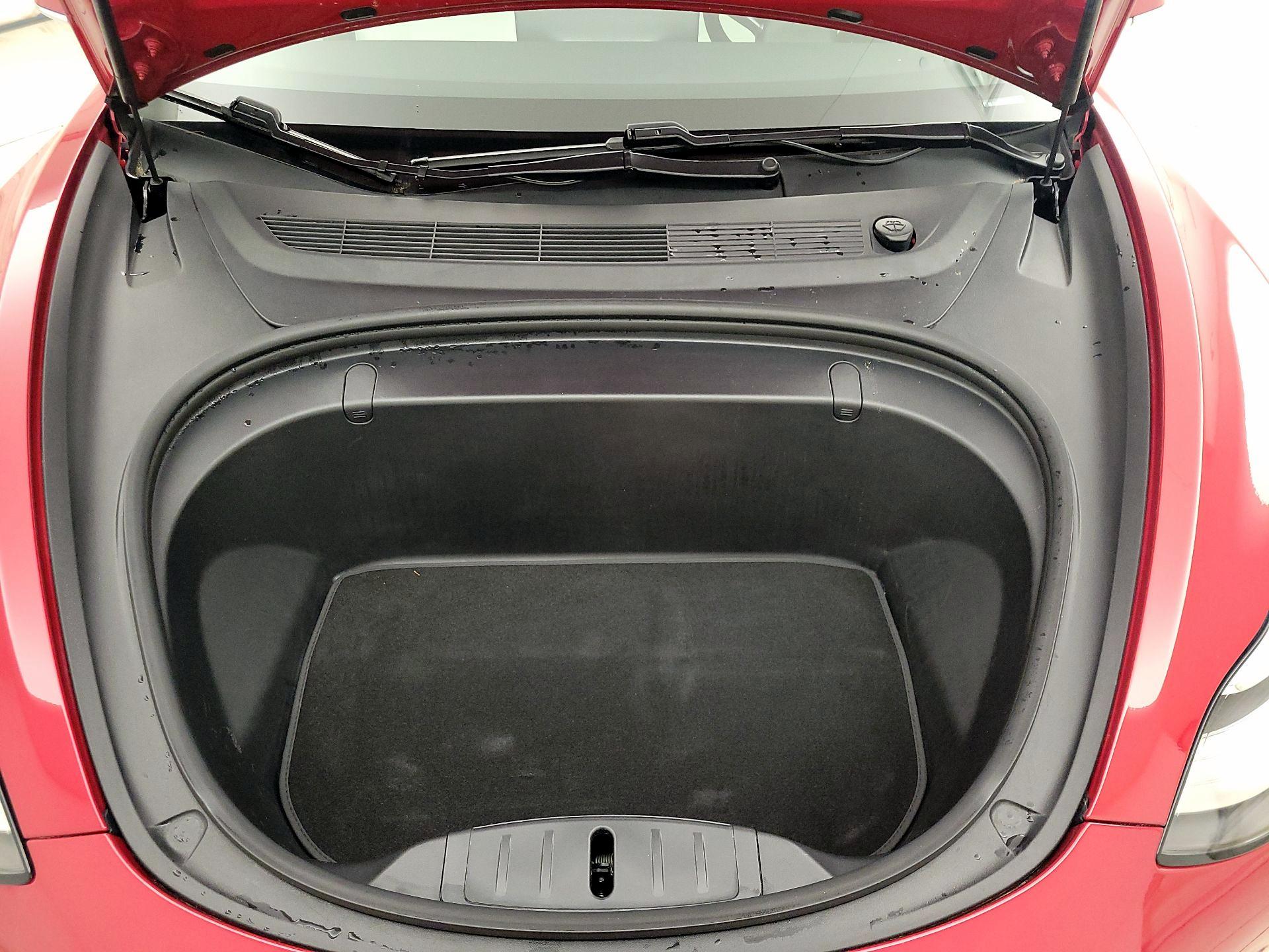 Thumbnail: 2019 Tesla Model 3 - 20