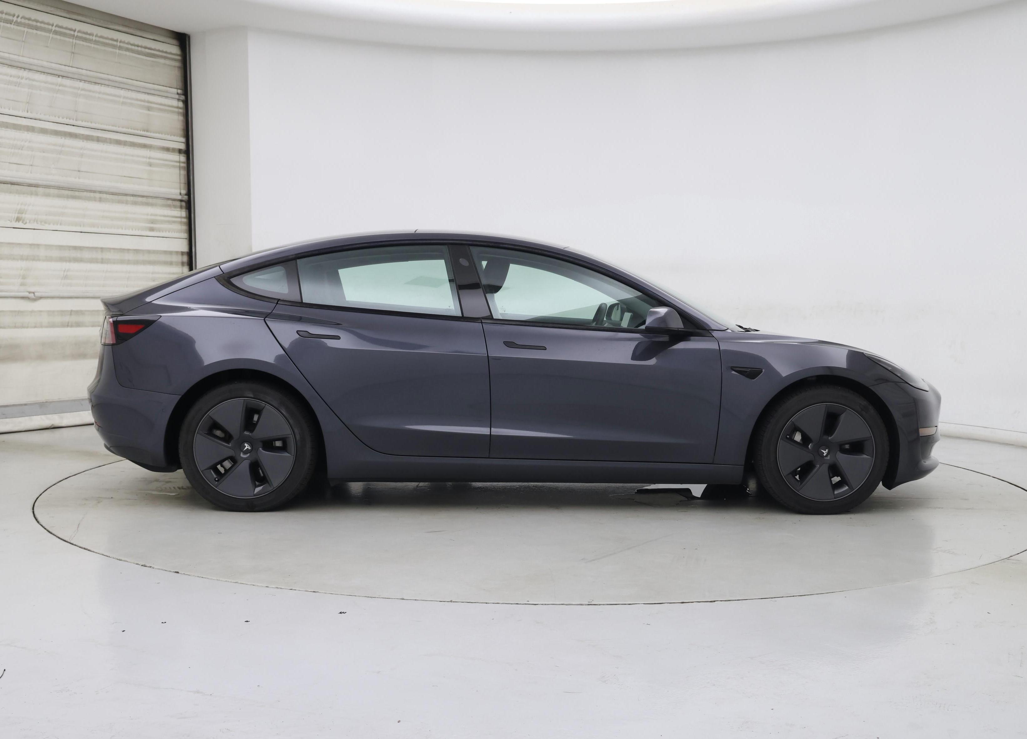 Thumbnail: 2021 Tesla Model 3 - 7