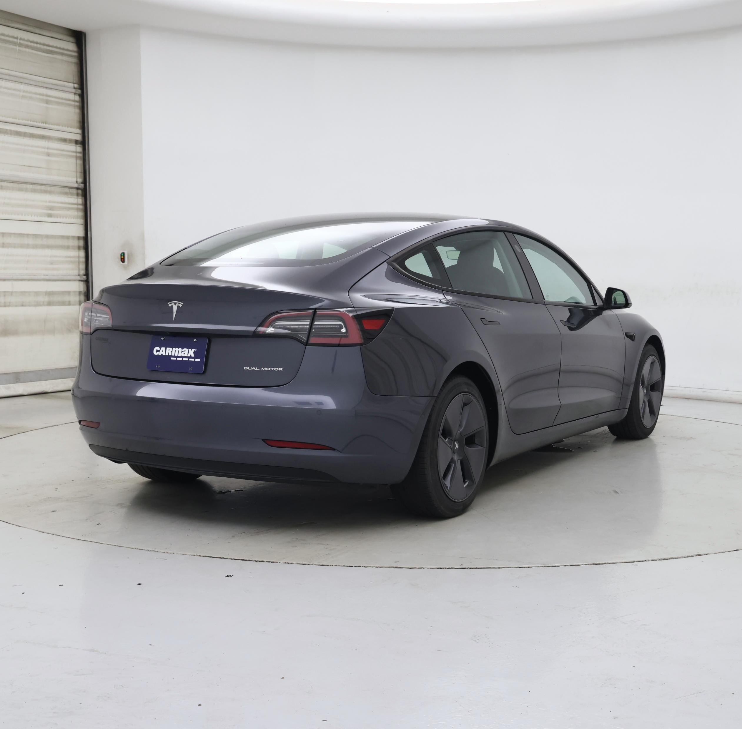 Thumbnail: 2021 Tesla Model 3 - 8
