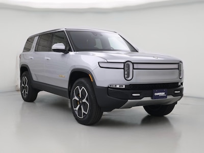 Silver 2024 Rivian R1S Adventure Quad-Motor Large