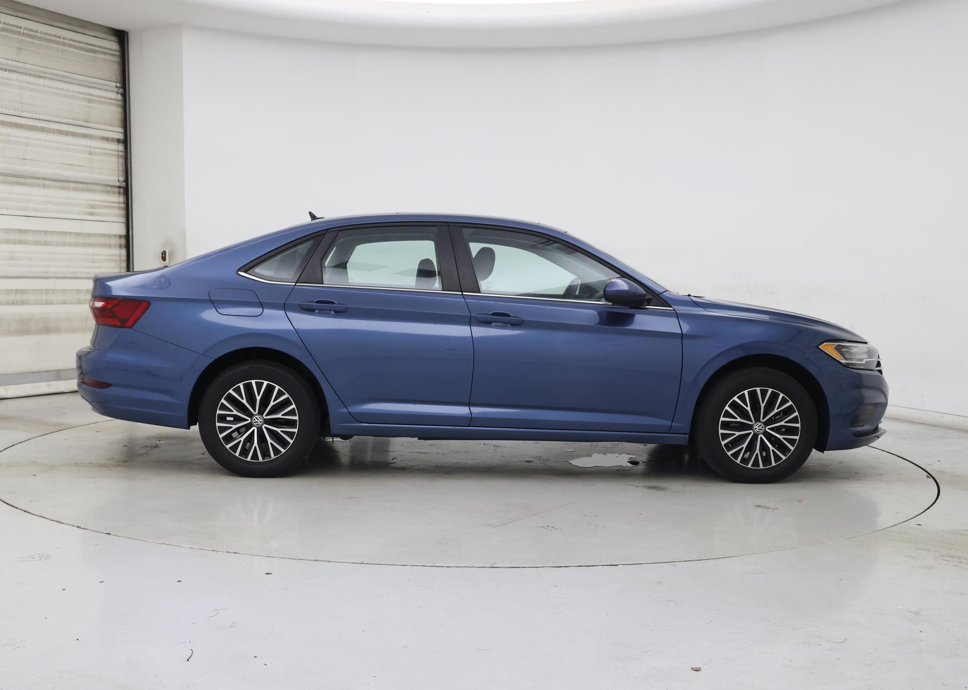 Thumbnail: 2021 Volkswagen Jetta - 7