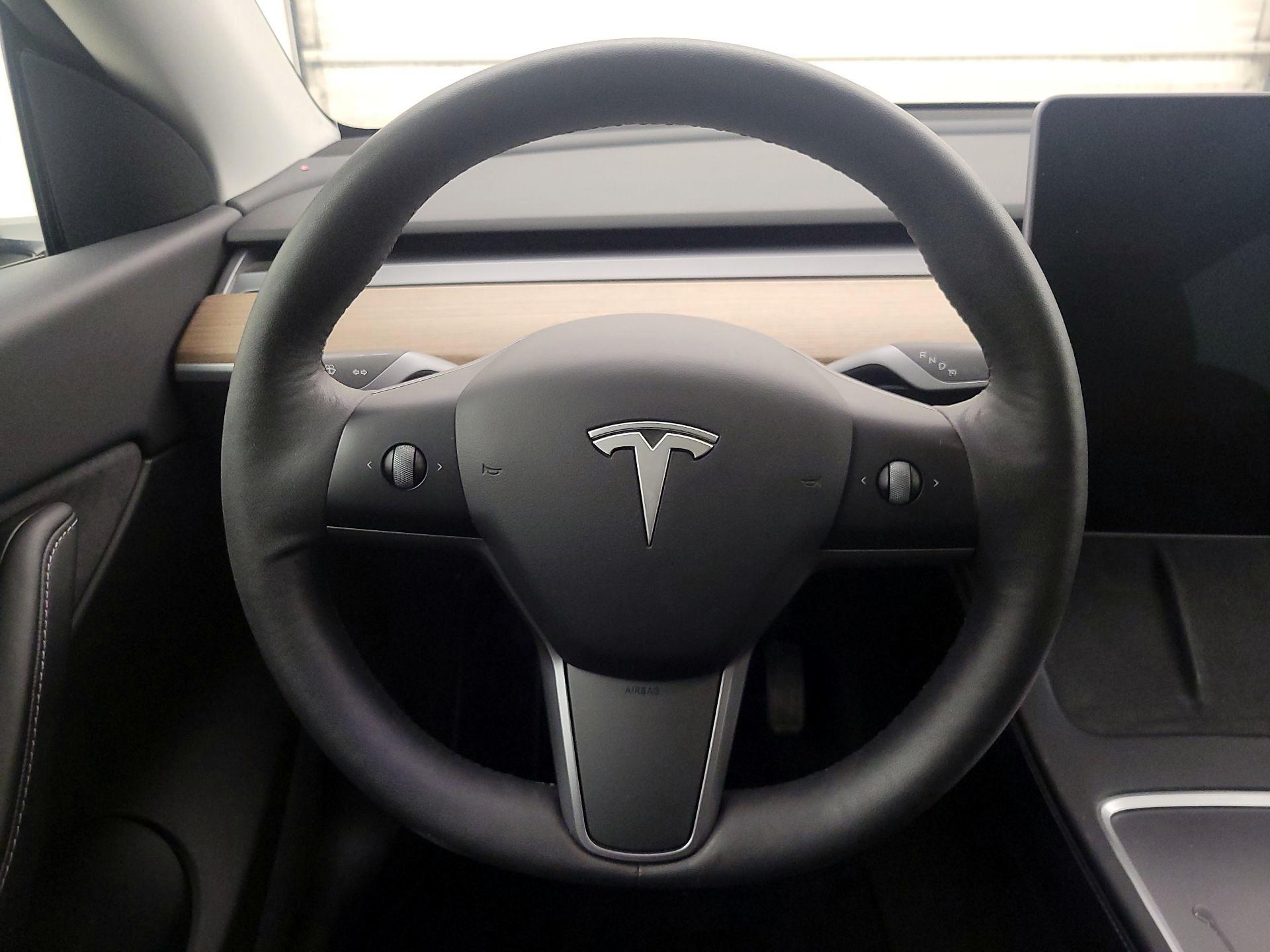 Thumbnail: 2021 Tesla Model Y - 10