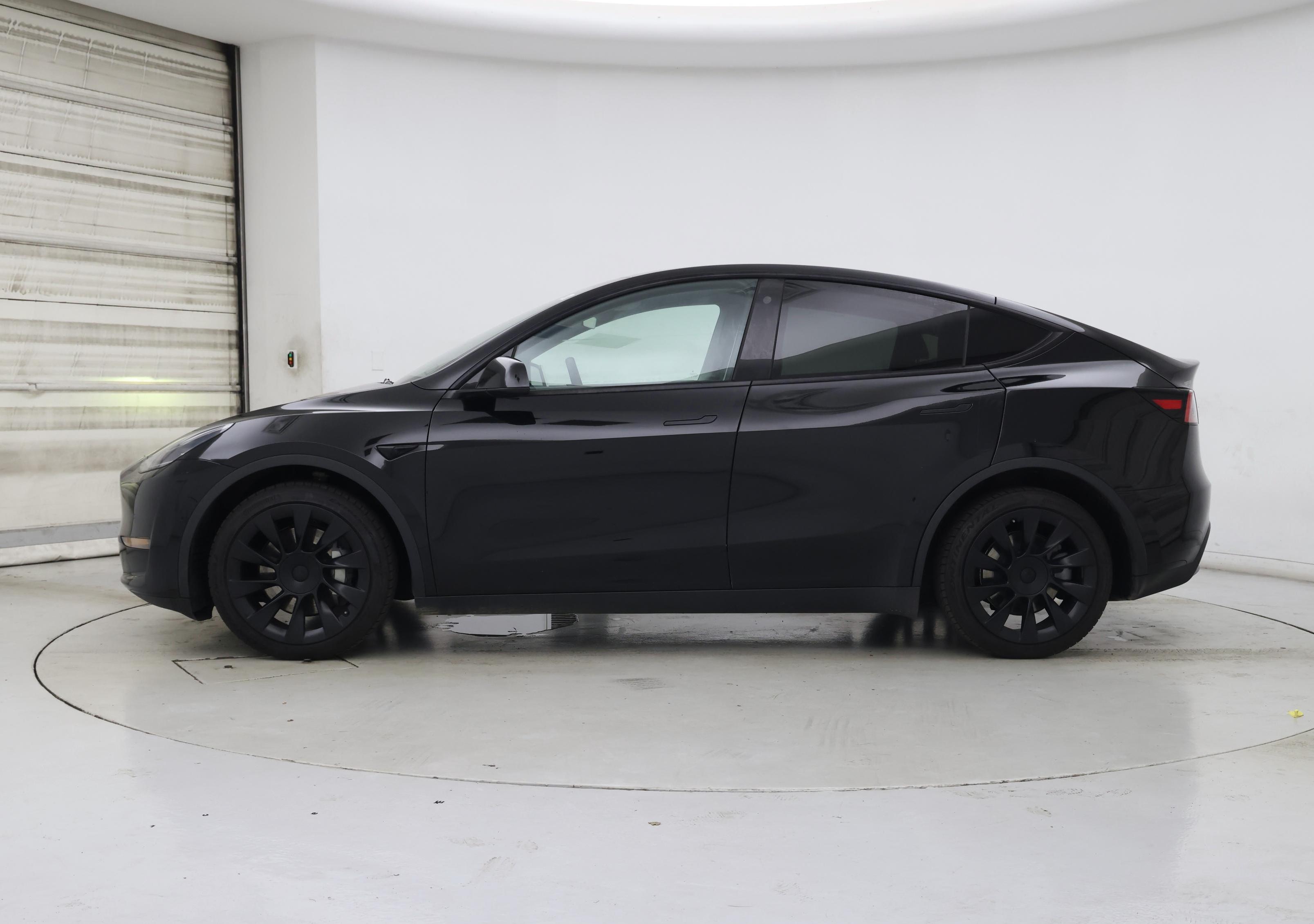 Thumbnail: 2021 Tesla Model Y - 3