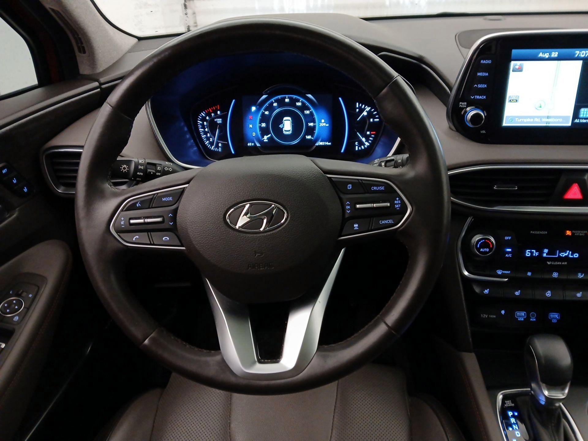 Thumbnail: 2020 Hyundai Santa Fe - 10