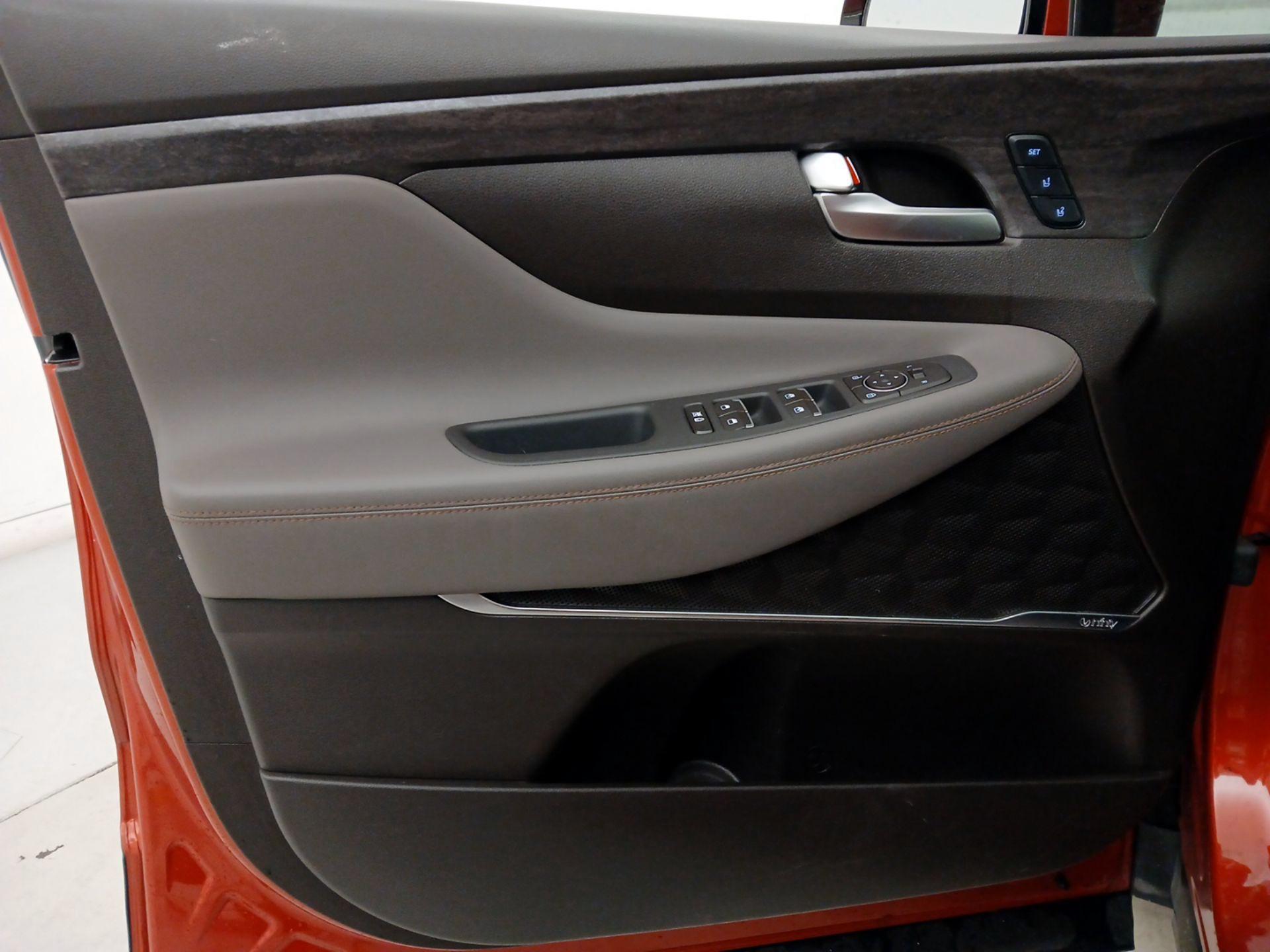 Thumbnail: 2020 Hyundai Santa Fe - 12