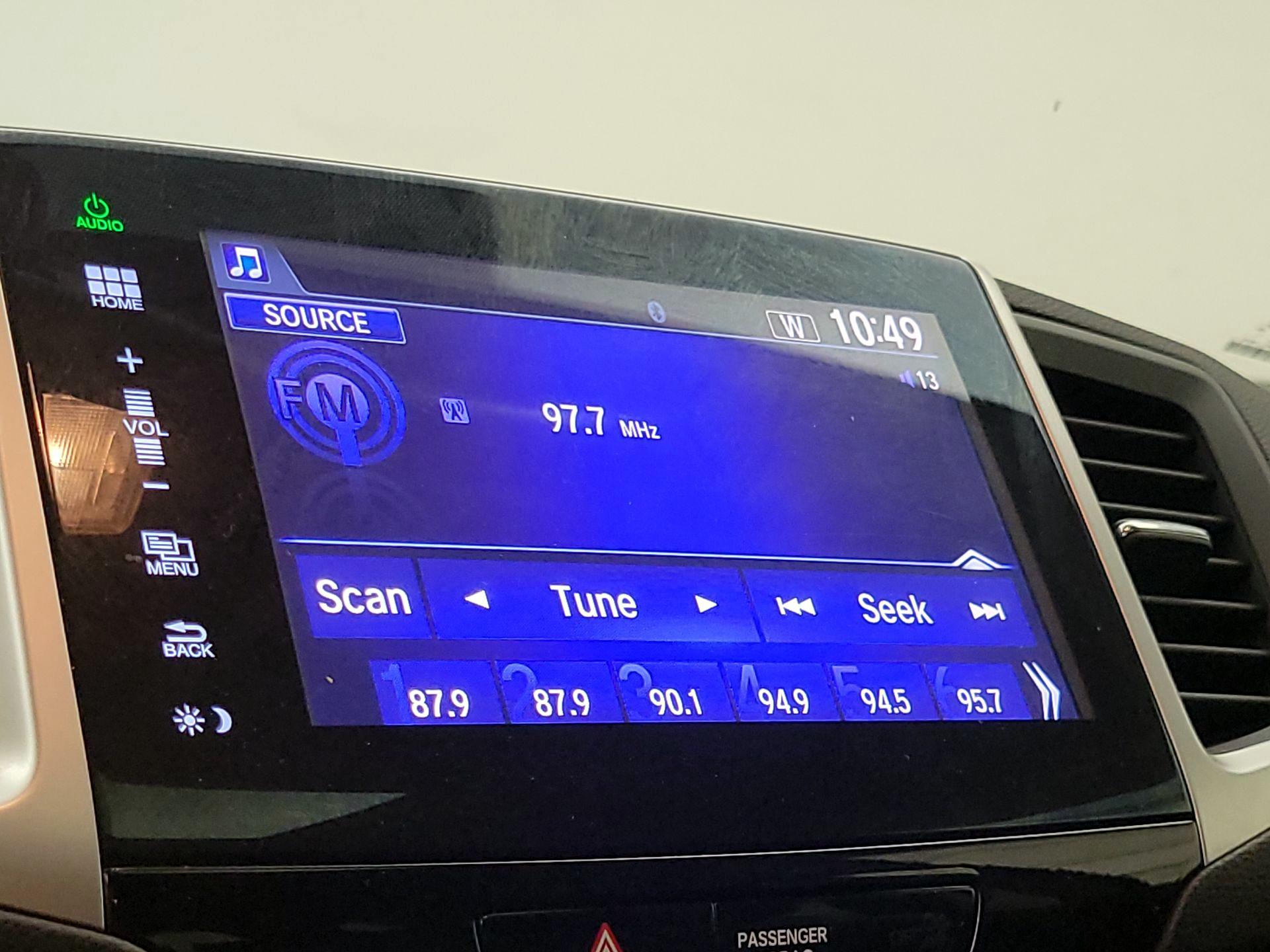 Thumbnail: 2016 Honda Pilot - 15