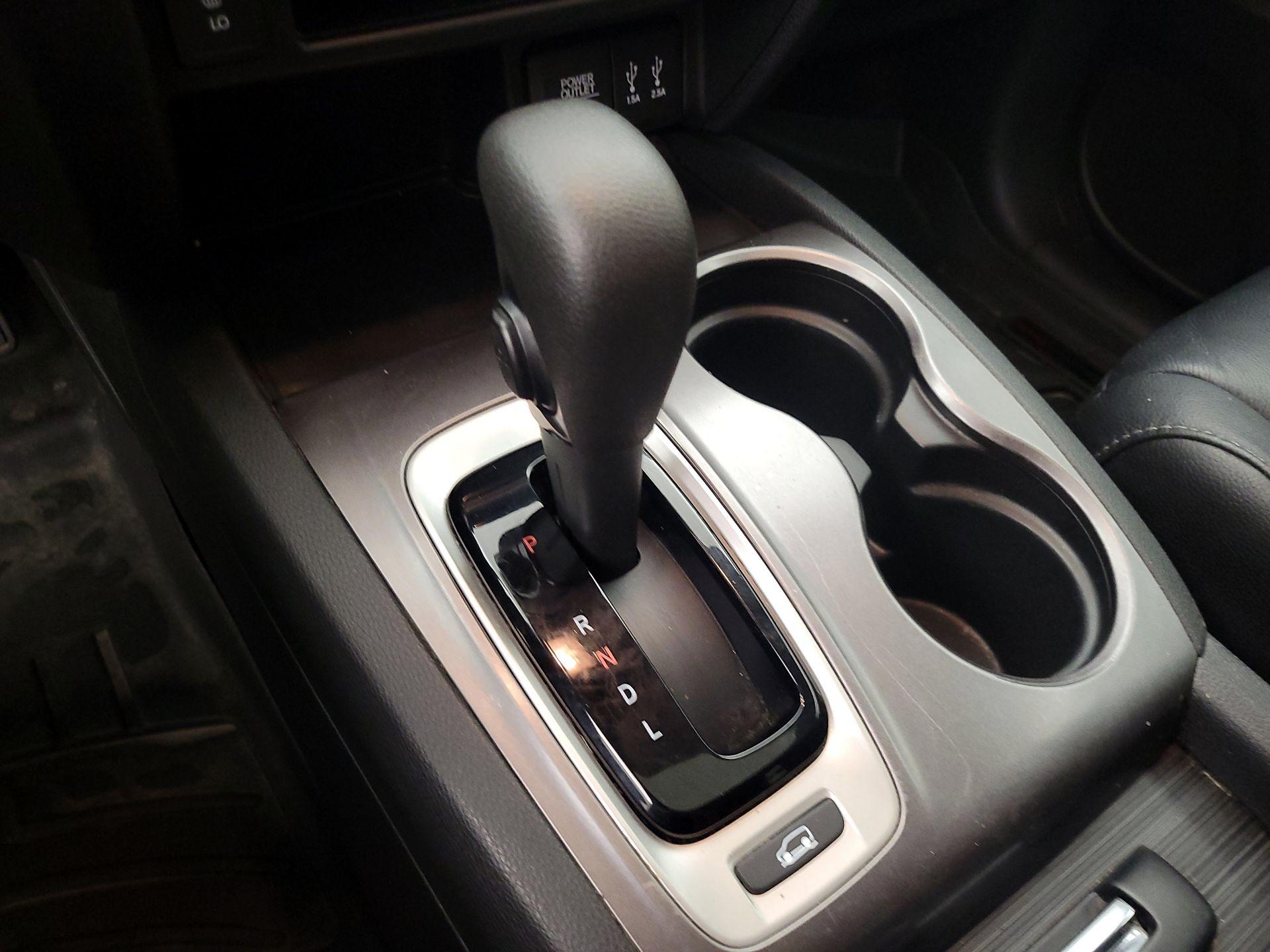 Thumbnail: 2016 Honda Pilot - 17