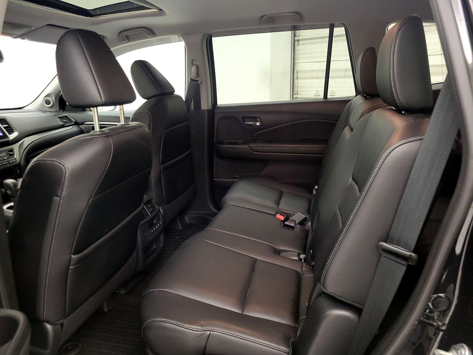 Thumbnail: 2016 Honda Pilot - 20