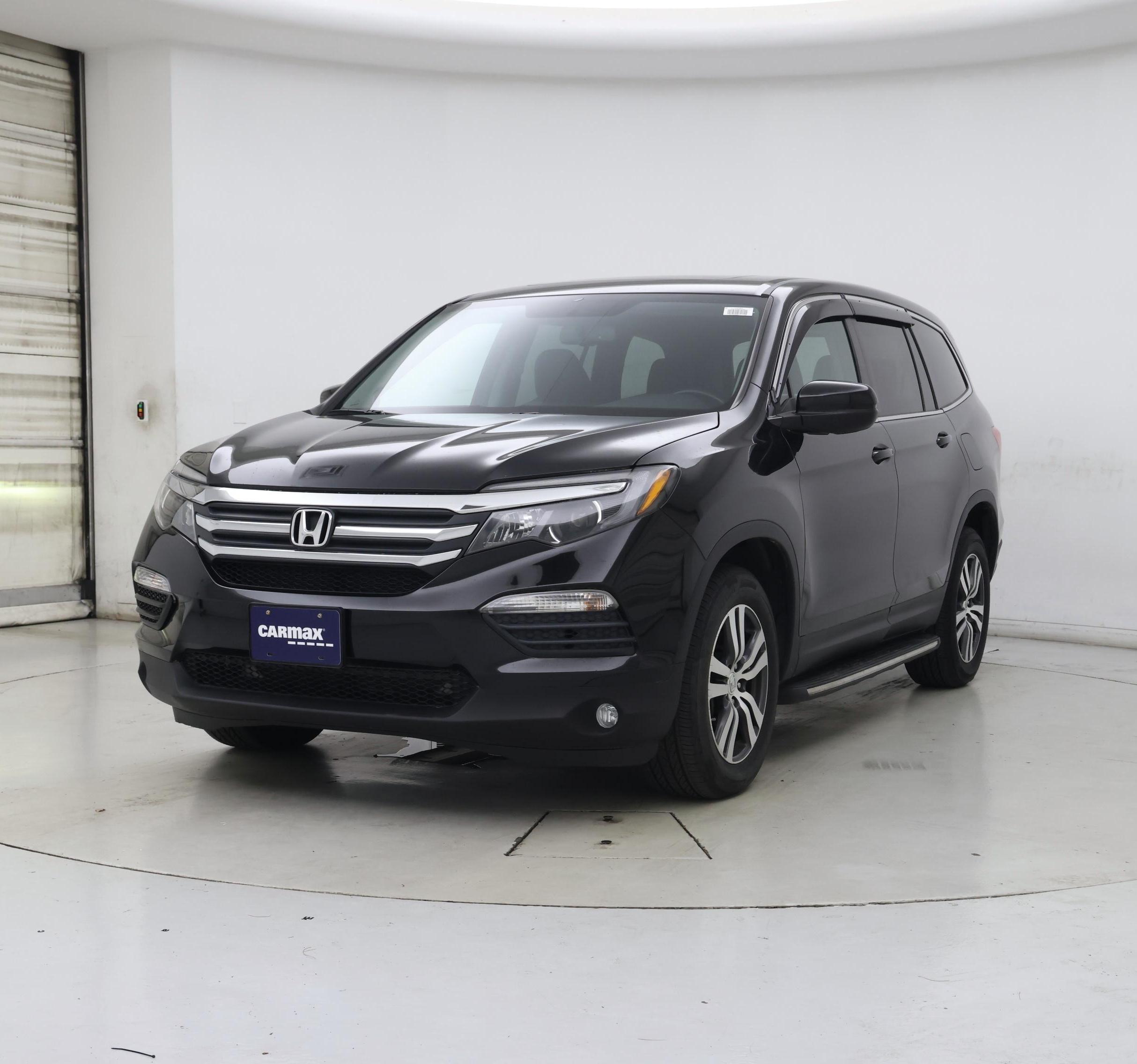 Thumbnail: 2016 Honda Pilot - 4