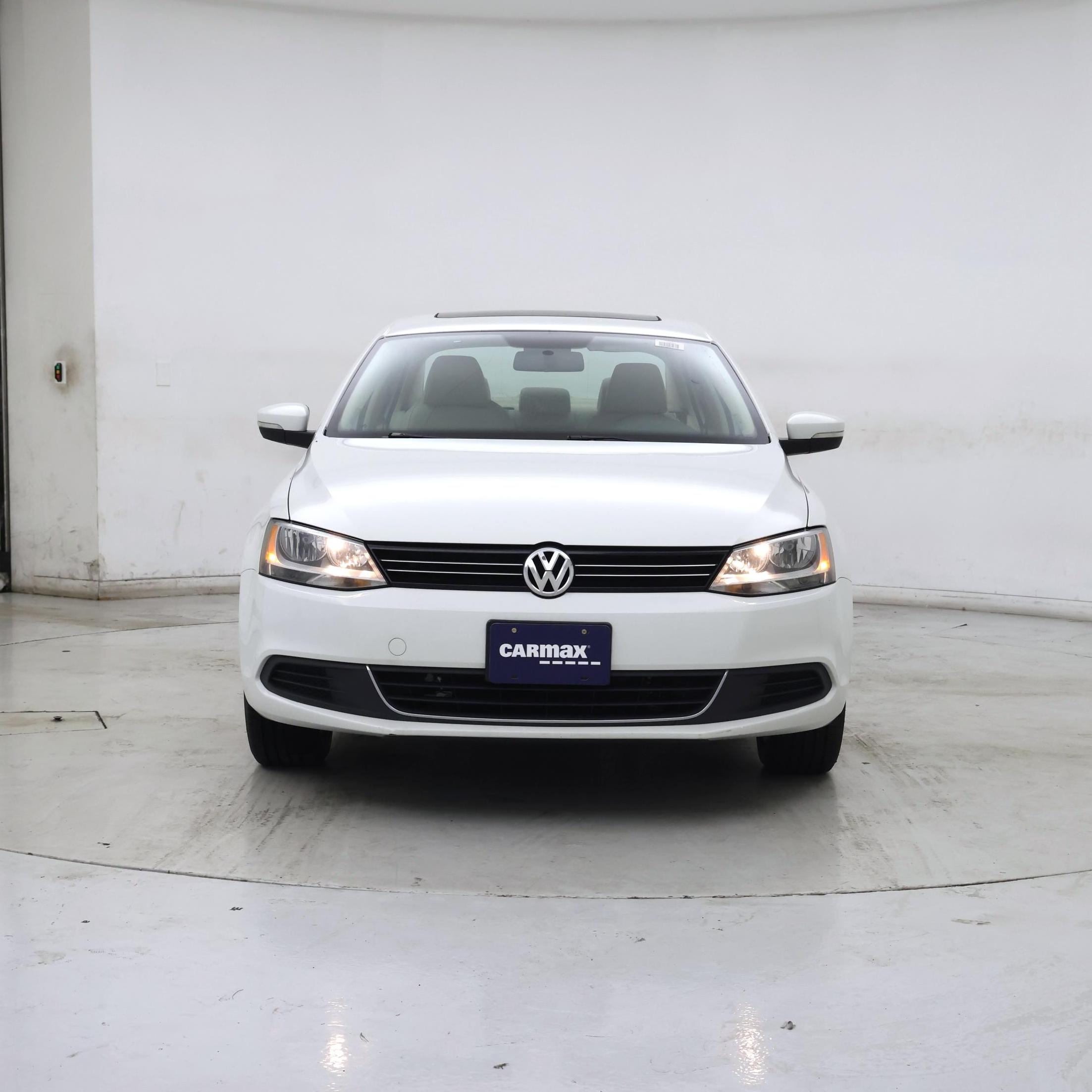 Thumbnail: 2014 Volkswagen Jetta - 5