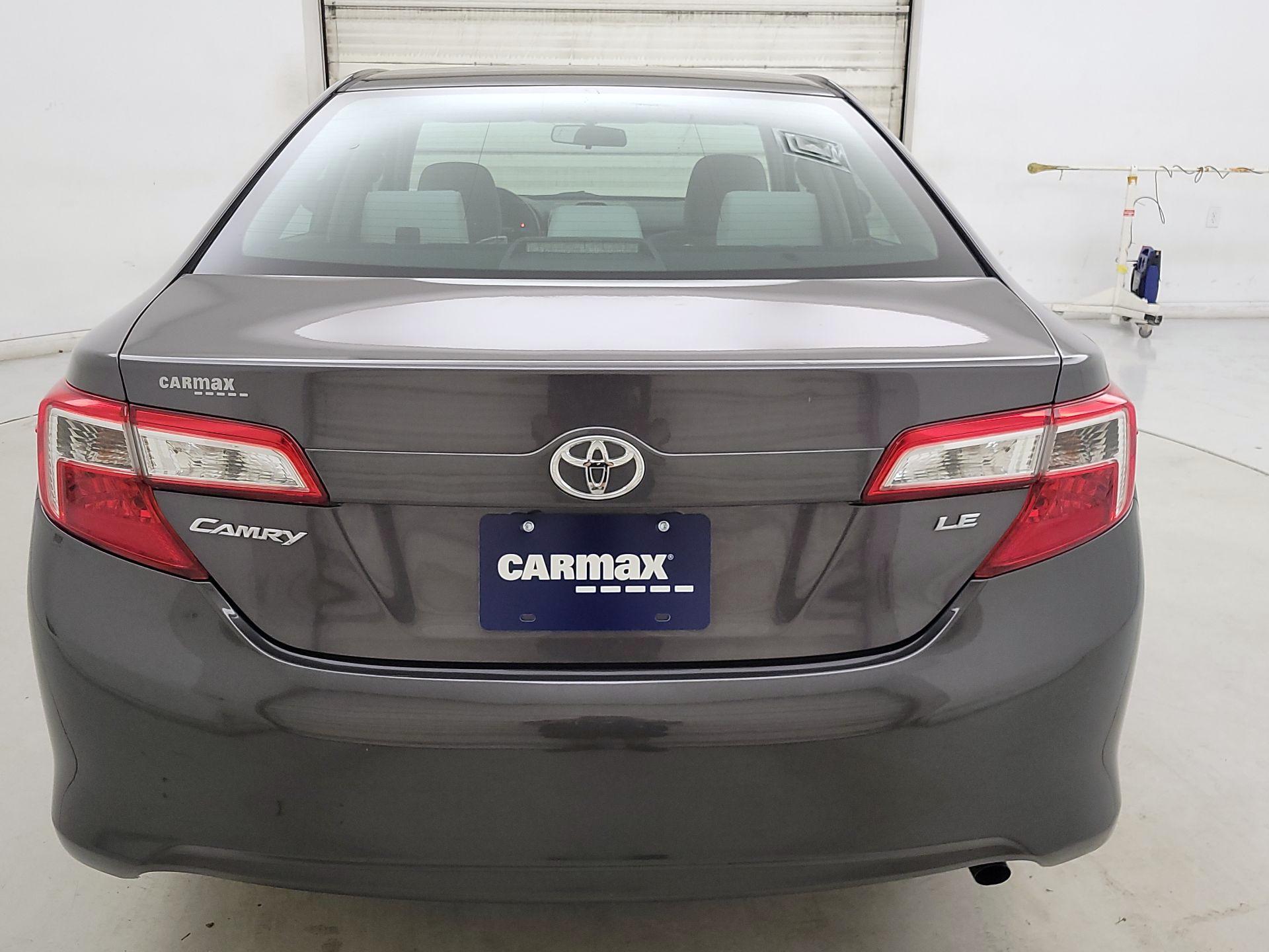 Thumbnail: 2014 Toyota Camry - 6