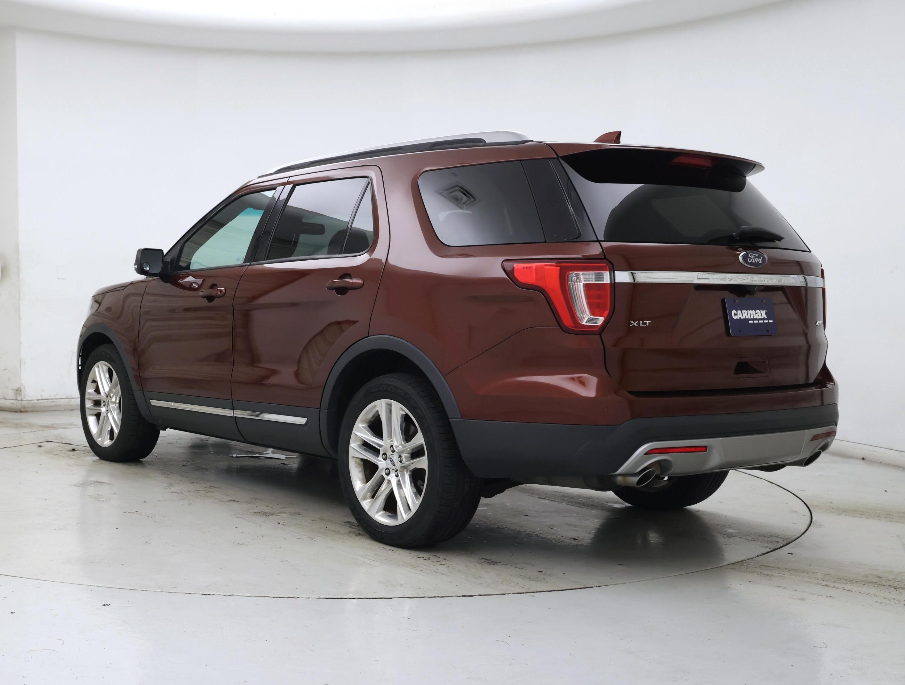 Thumbnail: 2016 Ford Explorer - 2