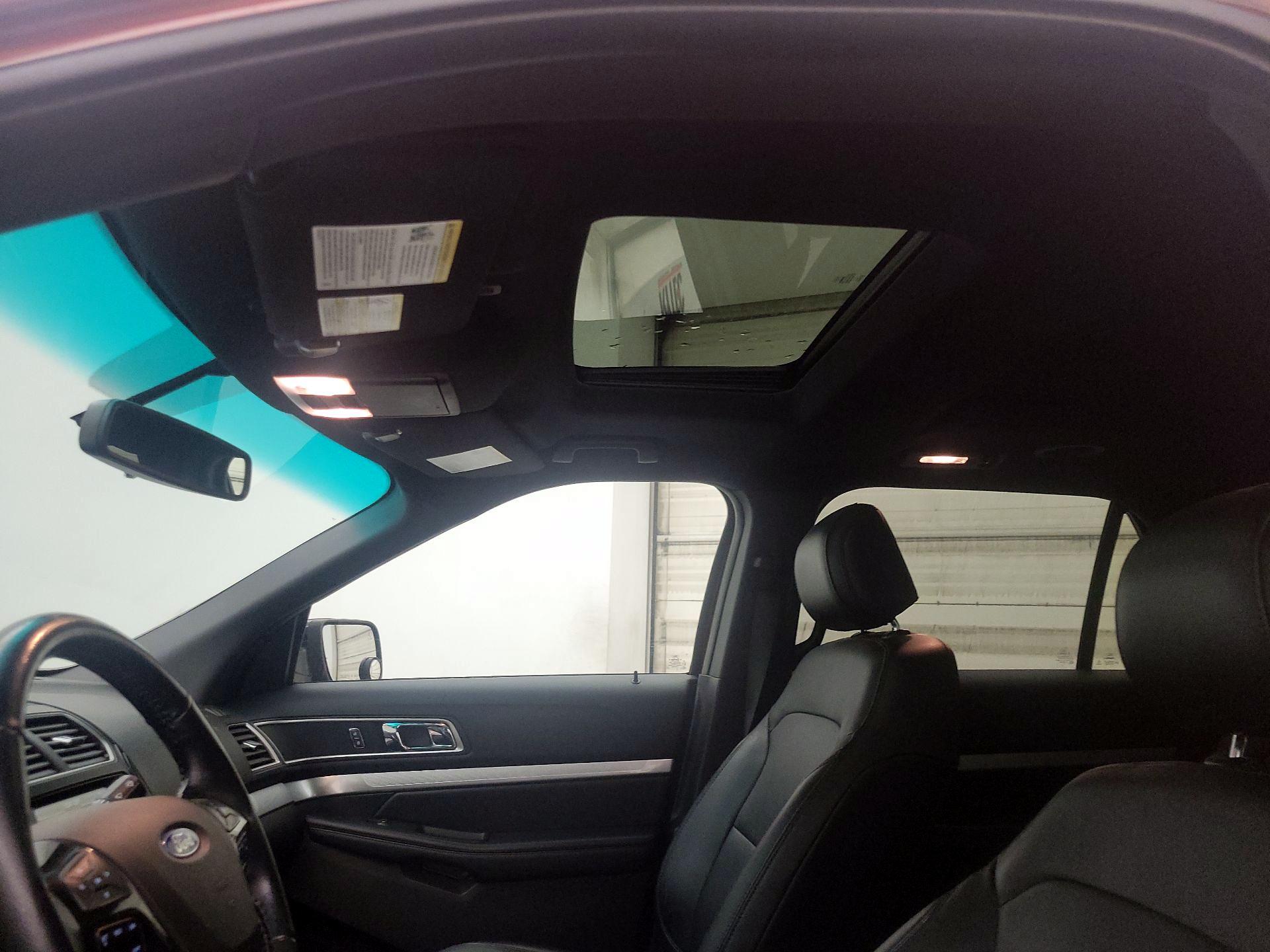 Thumbnail: 2016 Ford Explorer - 19