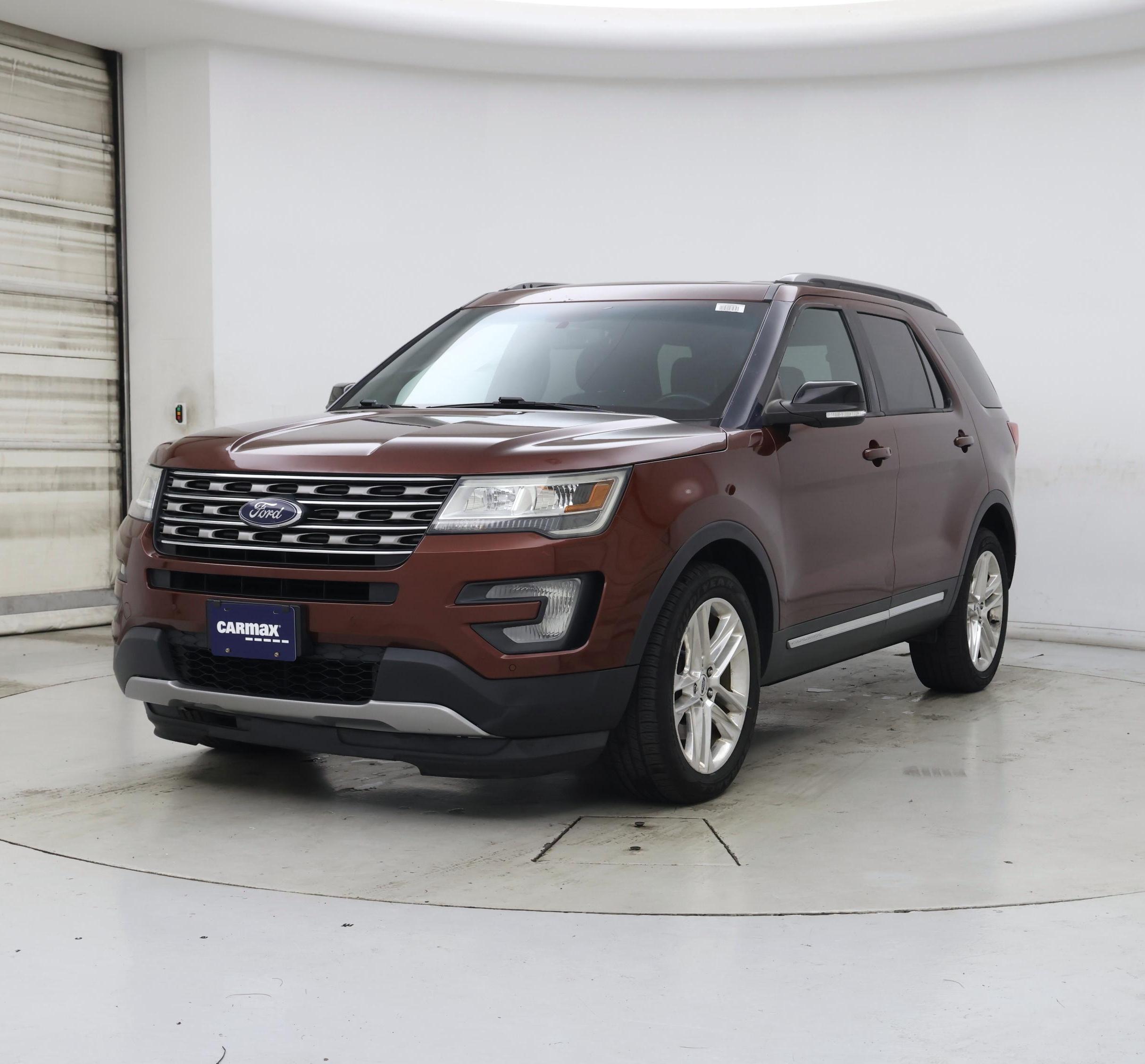 Thumbnail: 2016 Ford Explorer - 4