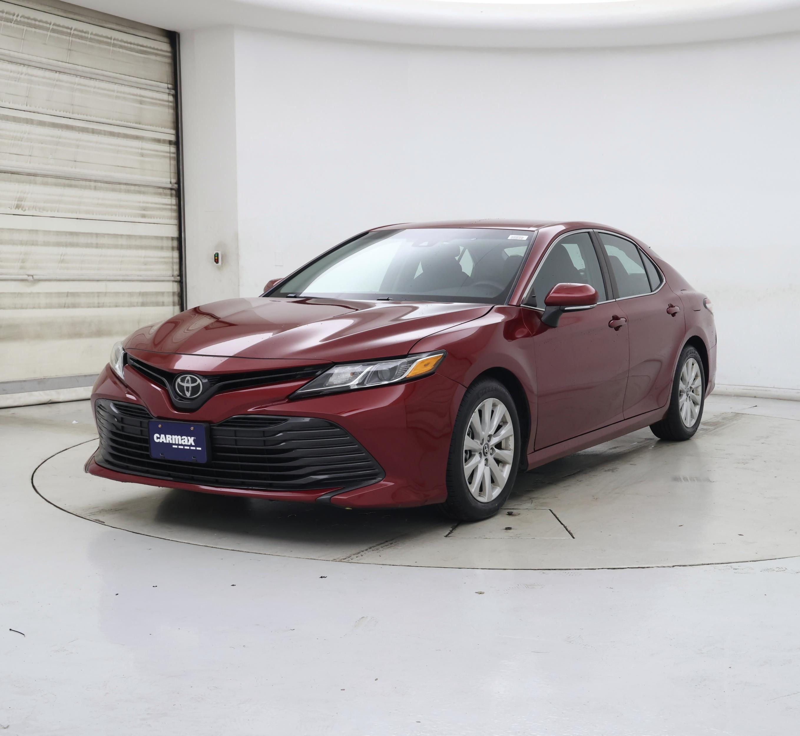 Thumbnail: 2018 Toyota Camry - 4