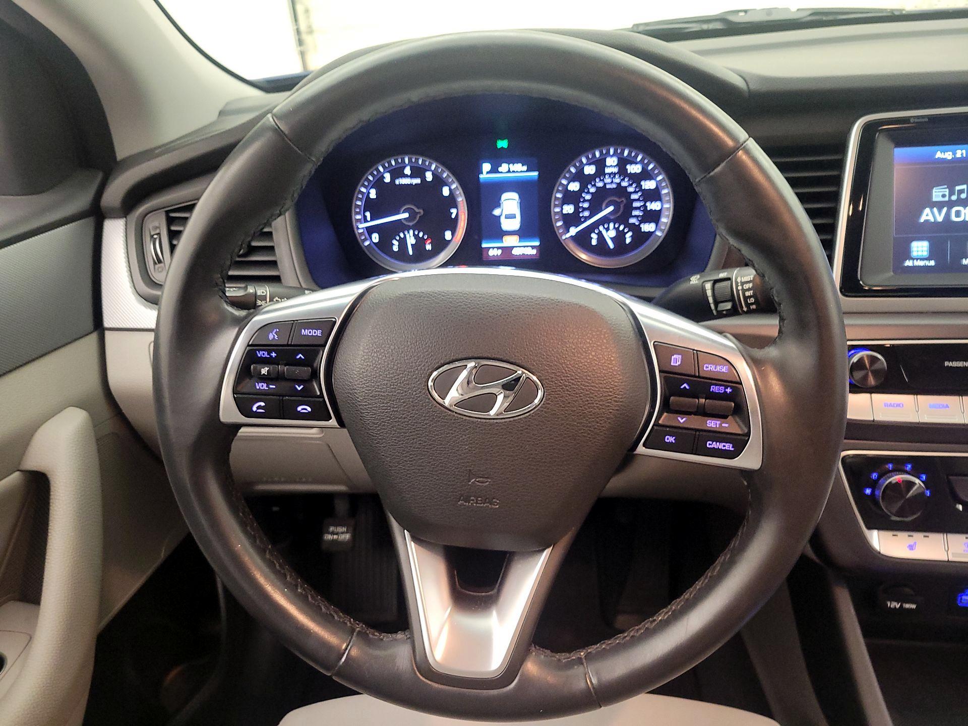 Thumbnail: 2018 Hyundai Sonata - 10
