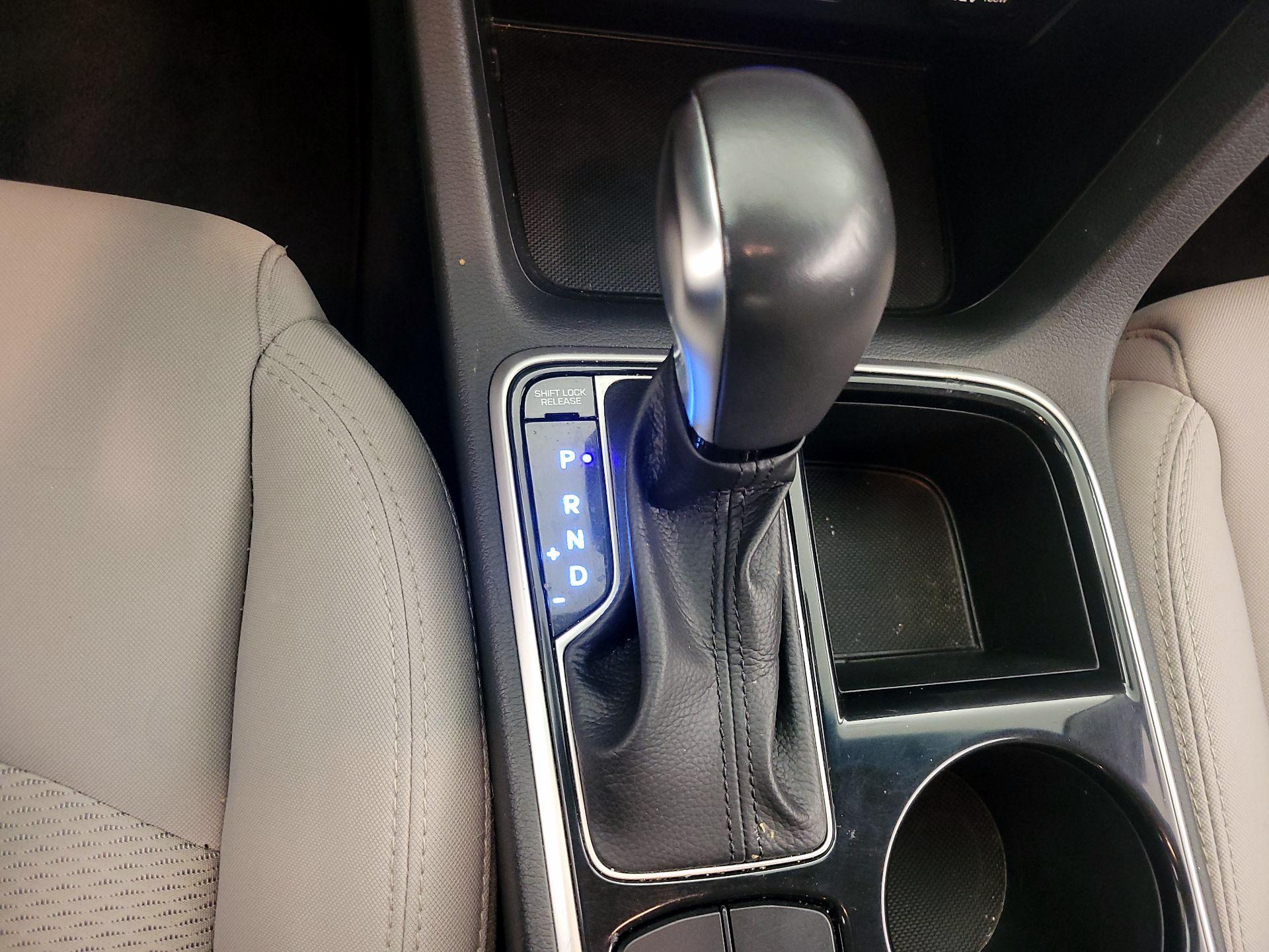 Thumbnail: 2018 Hyundai Sonata - 17