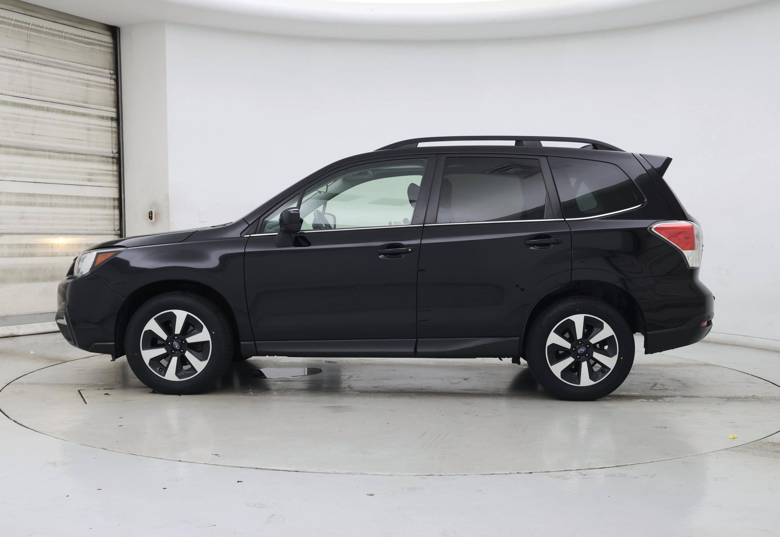 Thumbnail: 2017 Subaru Forester - 3