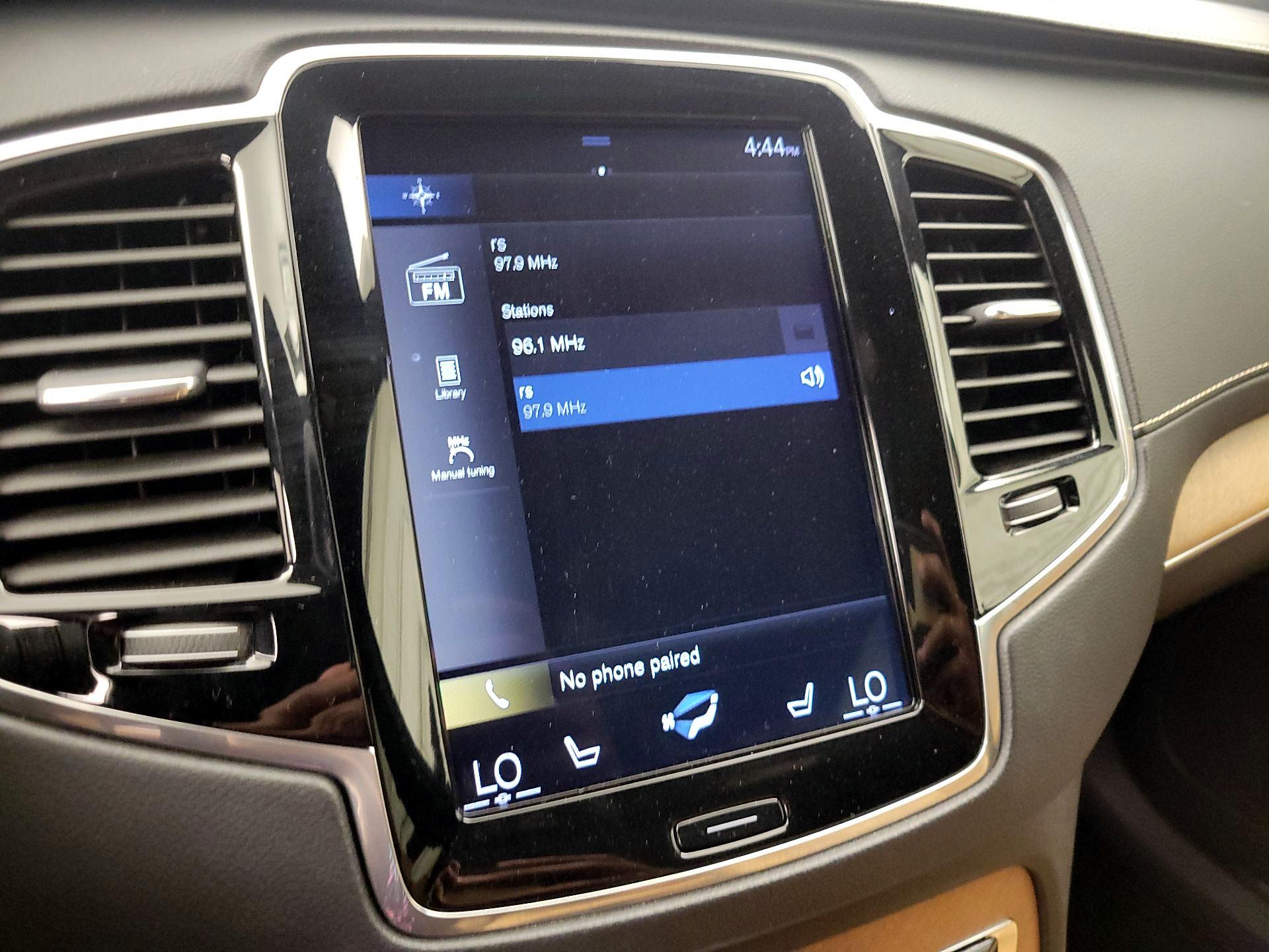 Thumbnail: 2019 Volvo XC90 - 16
