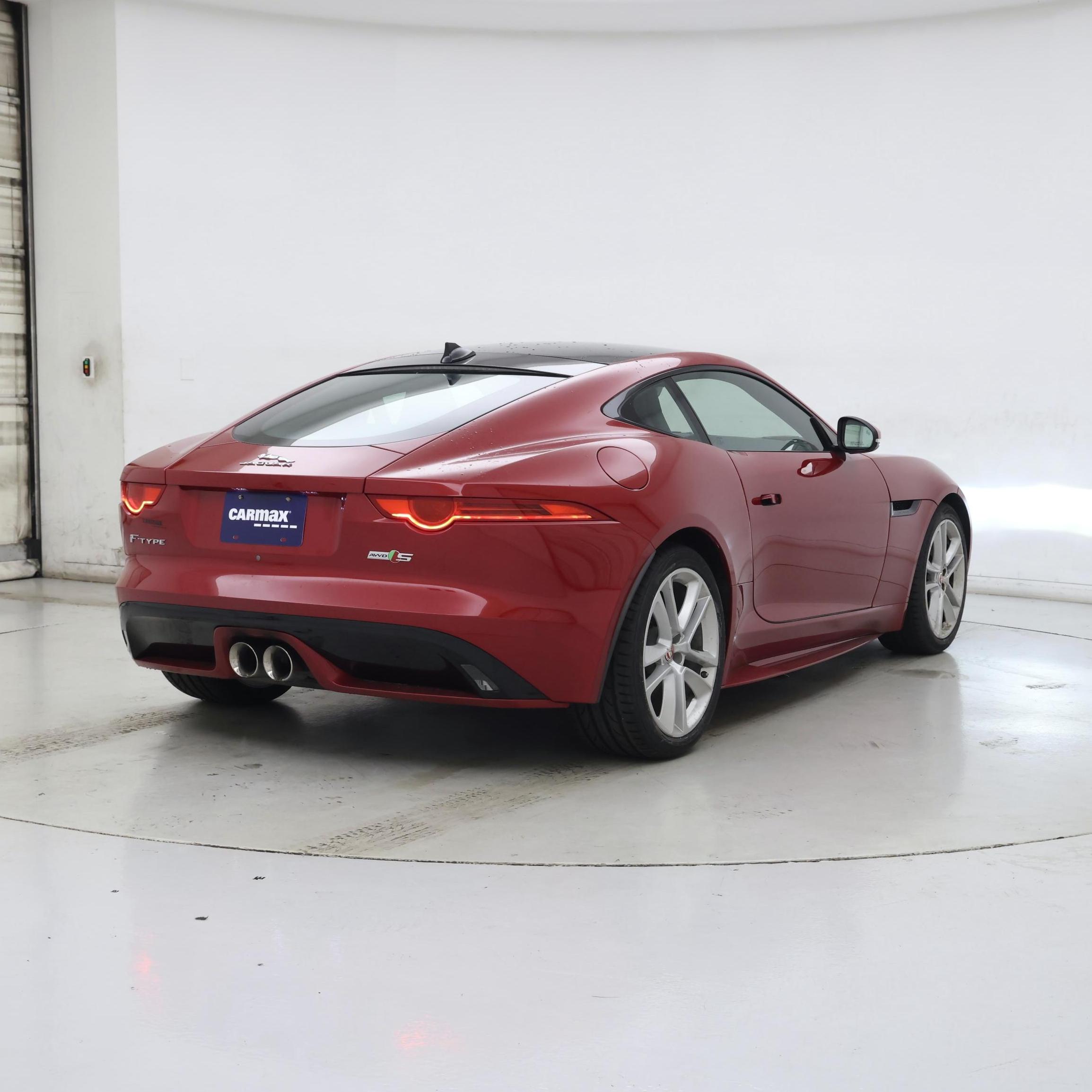 Thumbnail: 2017 Jaguar F-Type - 8