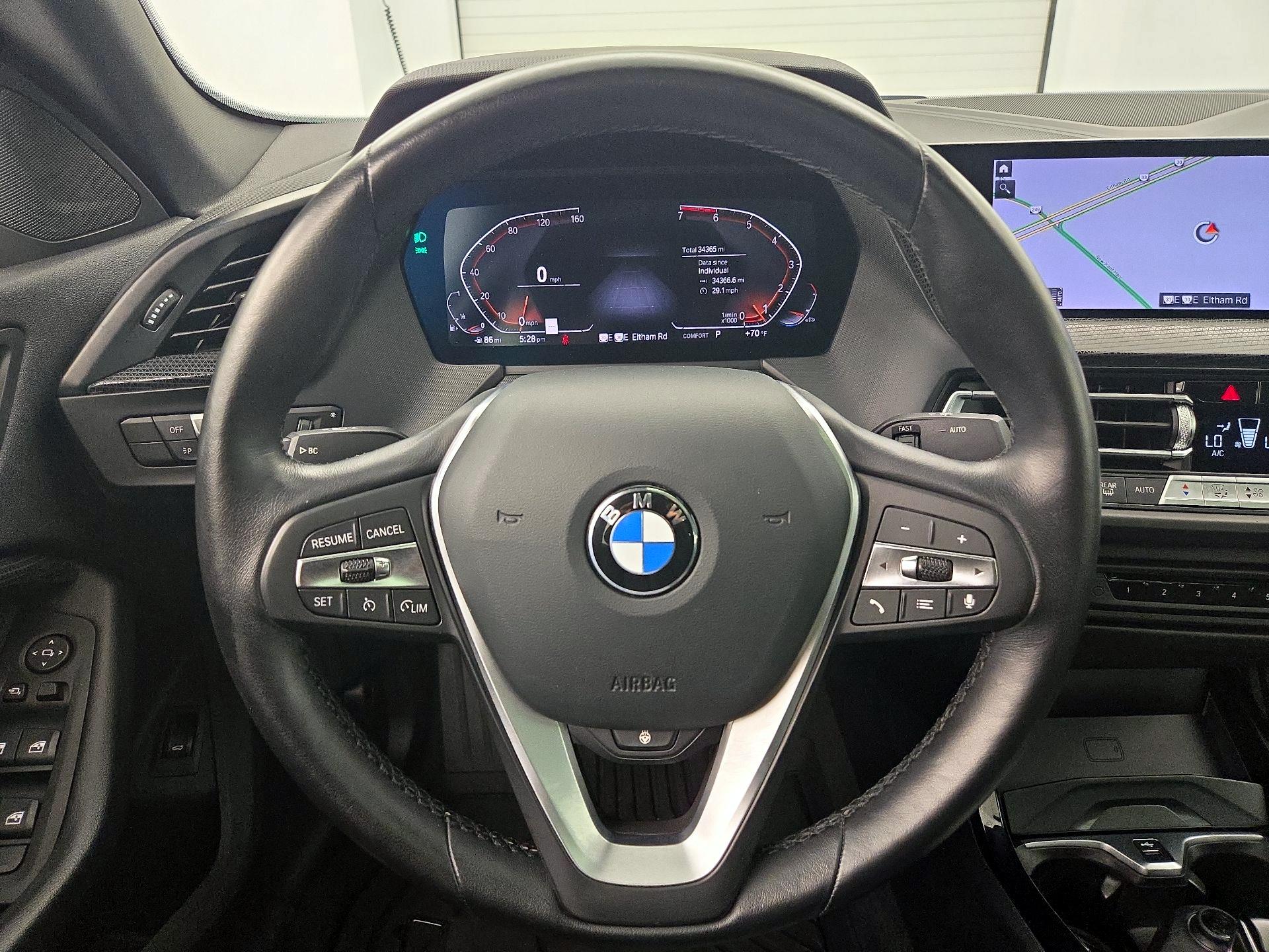 Thumbnail: 2022 BMW 2 Series - 10