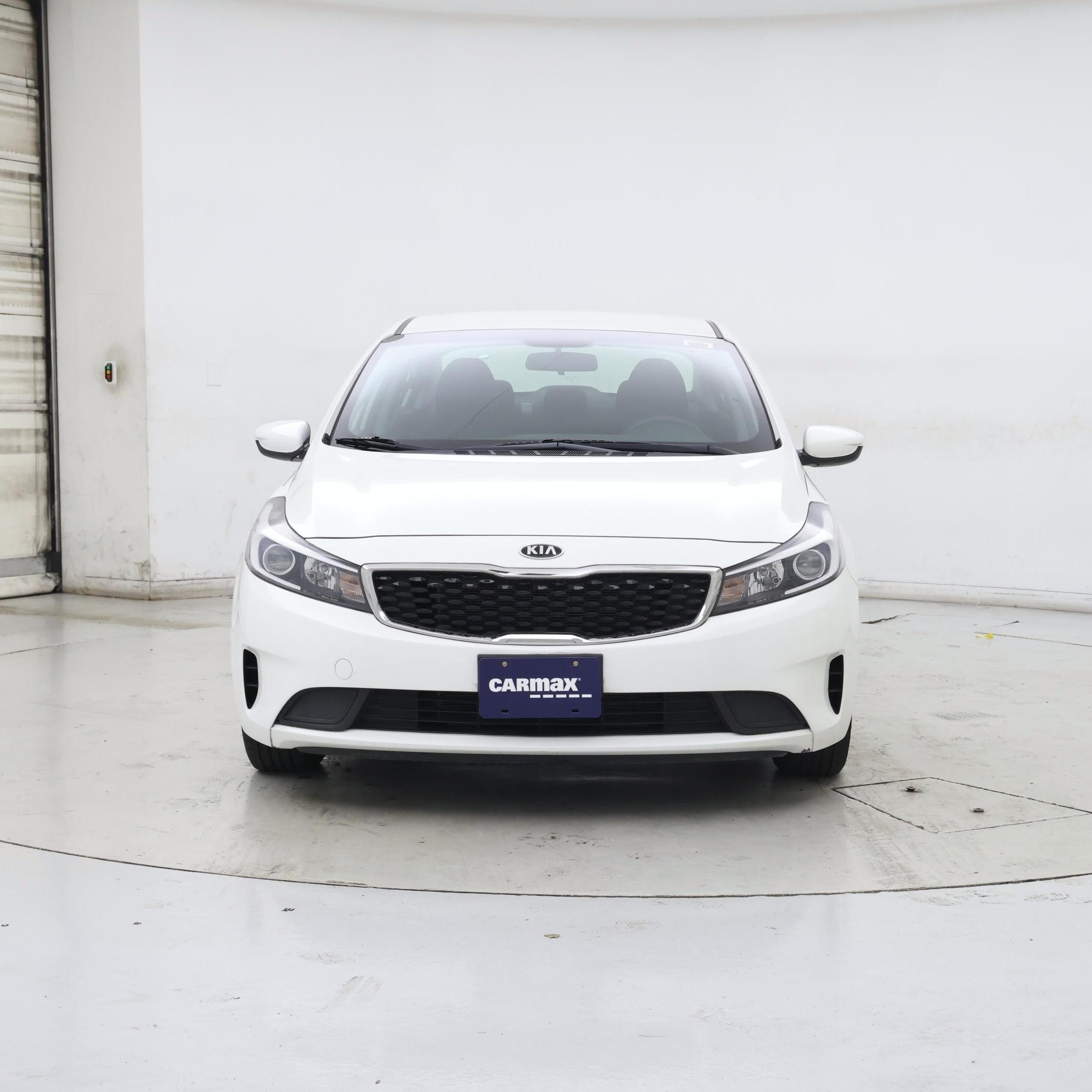 Thumbnail: 2018 Kia Forte - 5