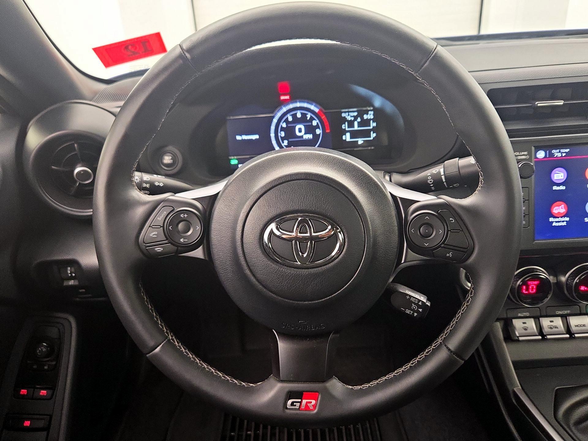 Thumbnail: 2023 Toyota GR86 - 10