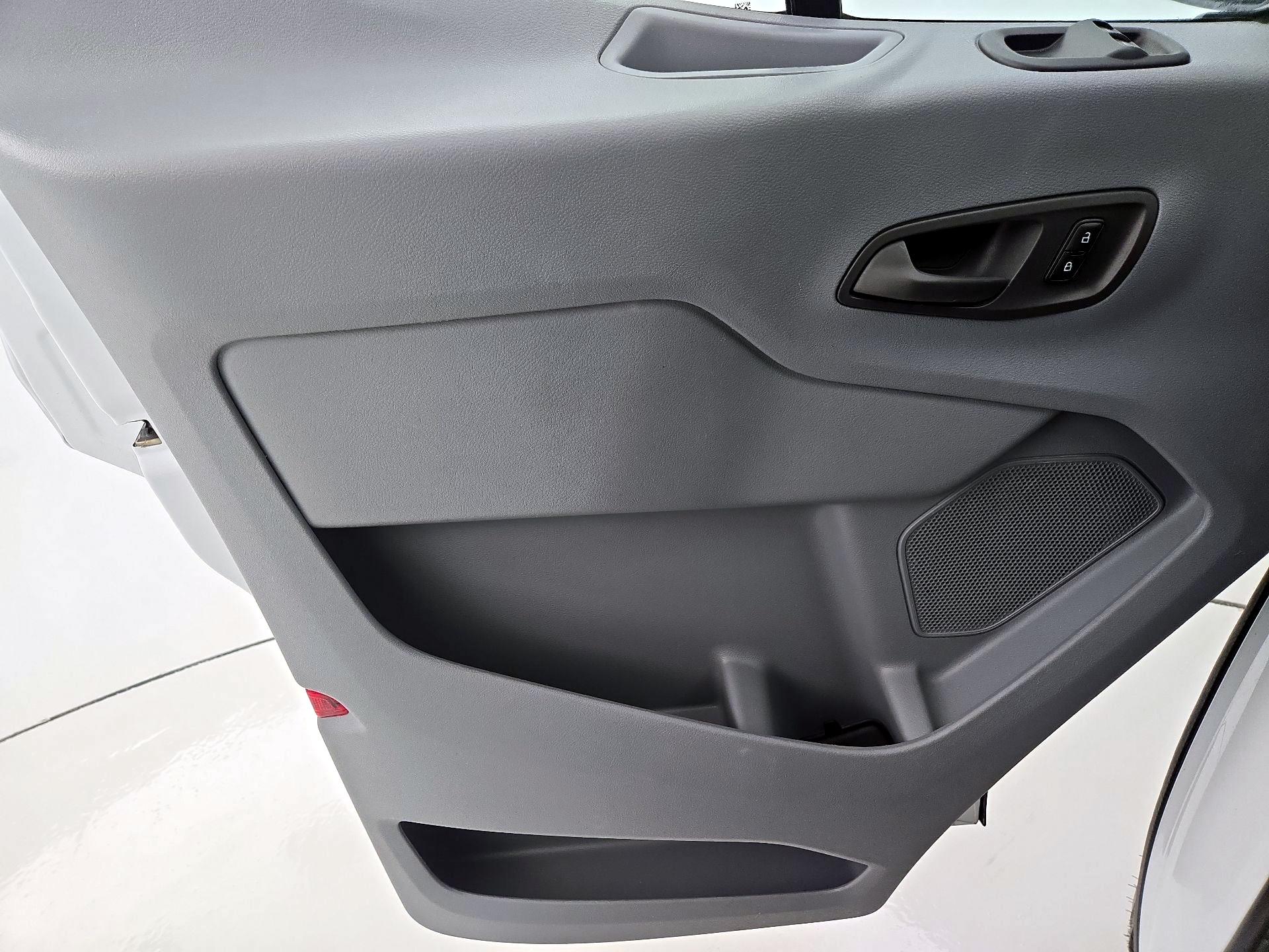 Thumbnail: 2019 Ford Transit Series - 12
