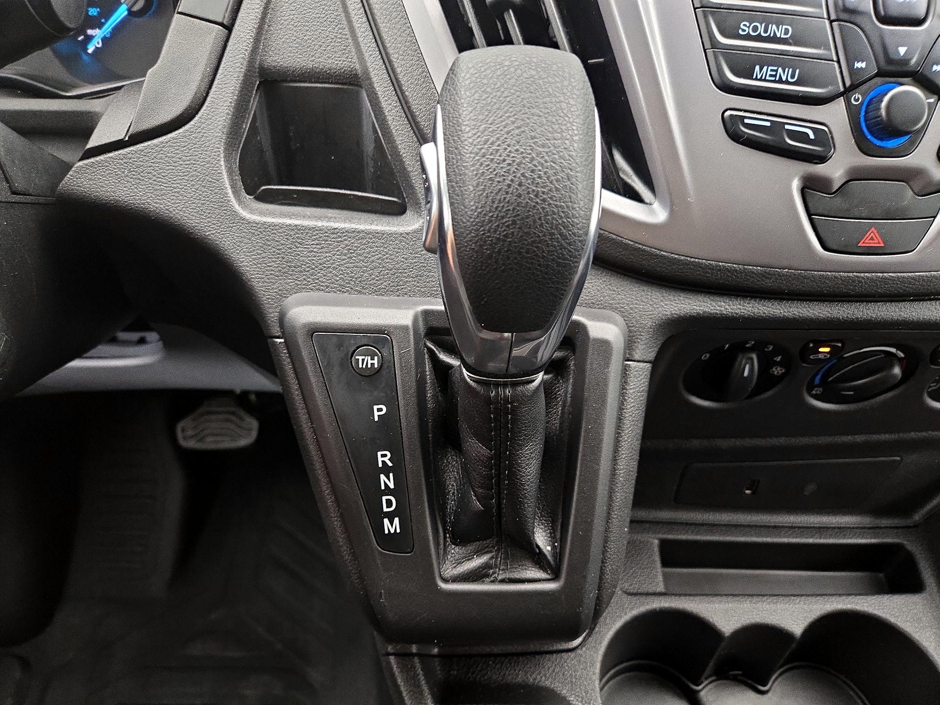 Thumbnail: 2019 Ford Transit Series - 17