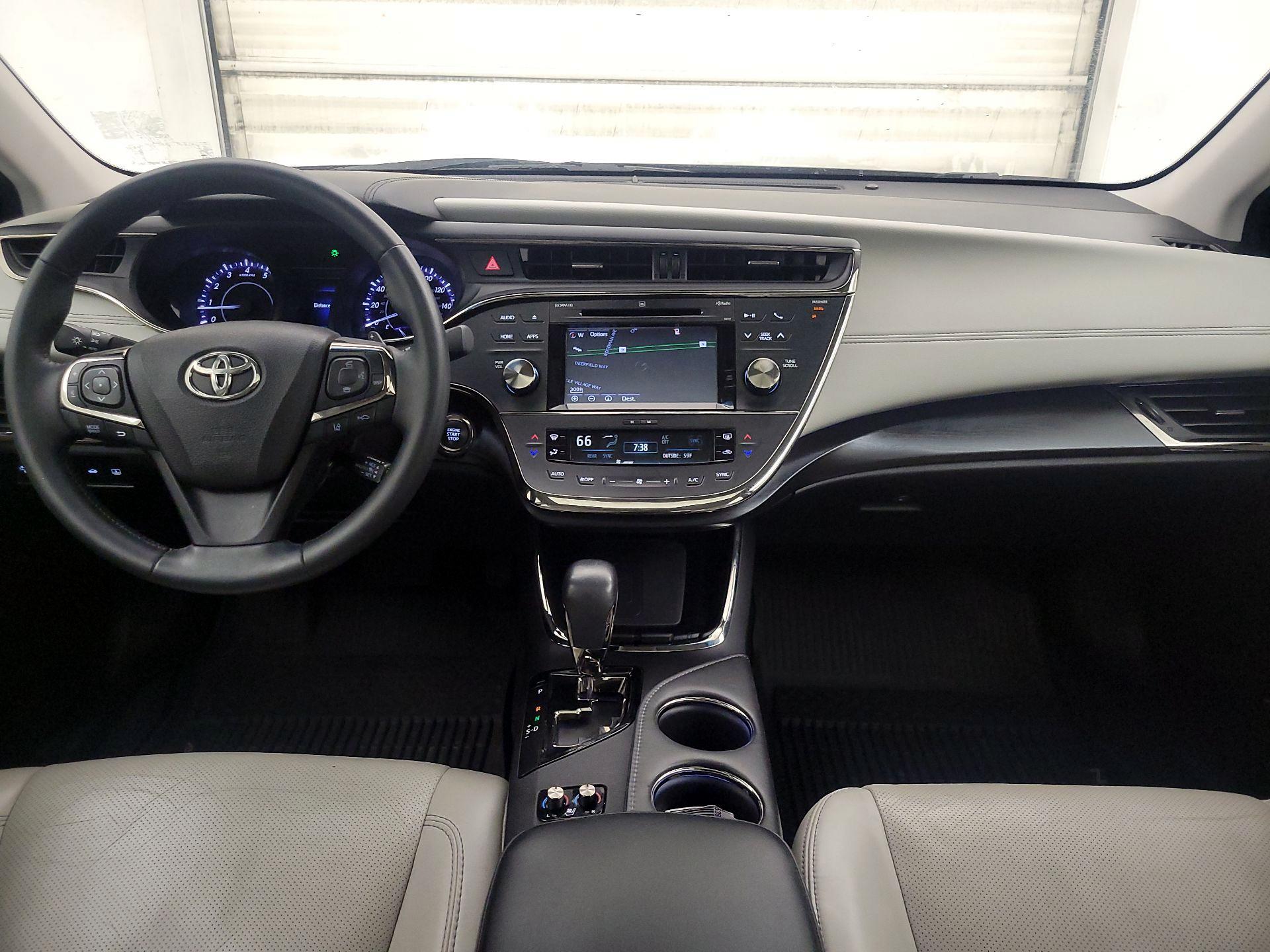Thumbnail: 2017 Toyota Avalon - 9