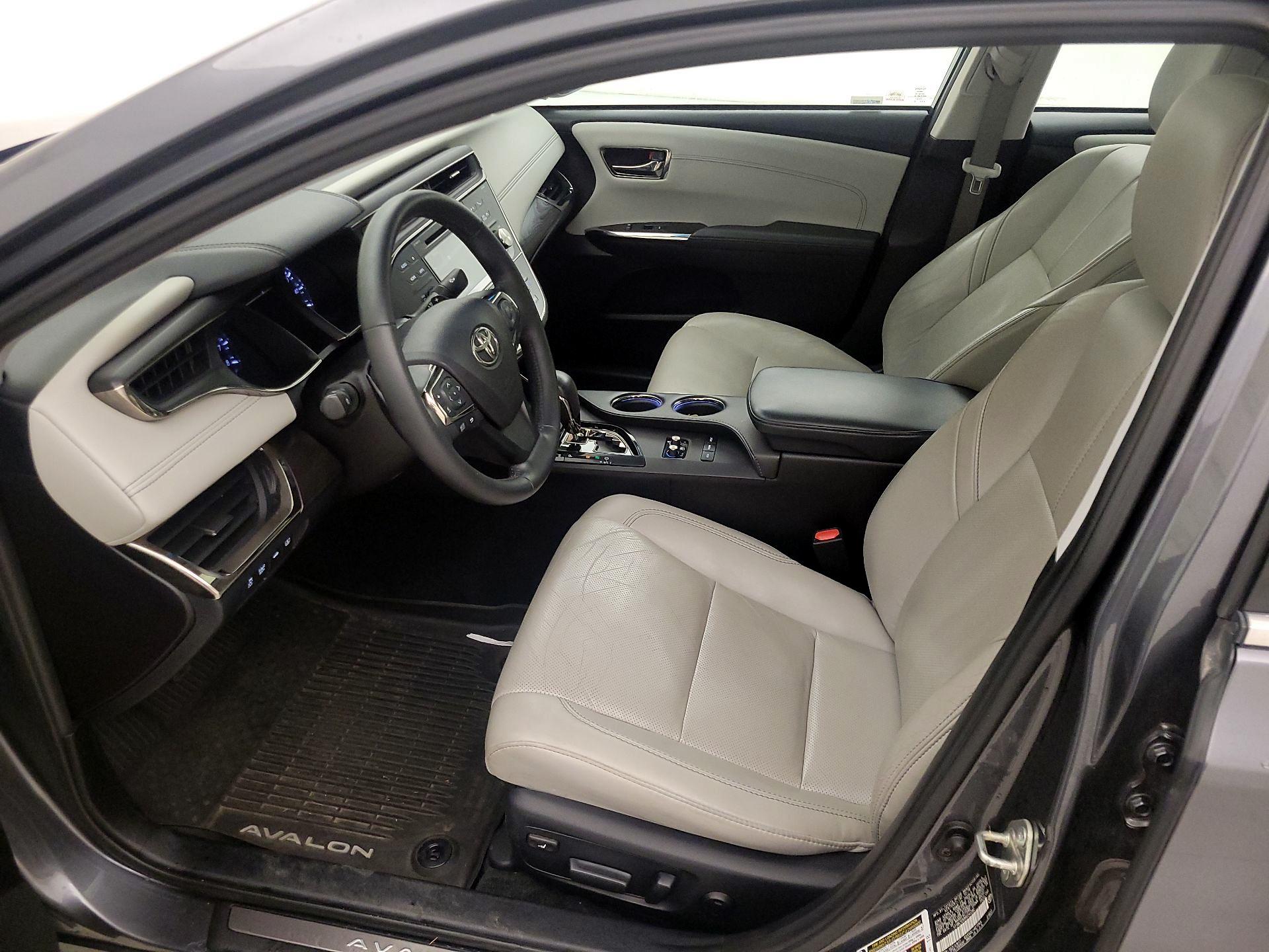 Thumbnail: 2017 Toyota Avalon - 11