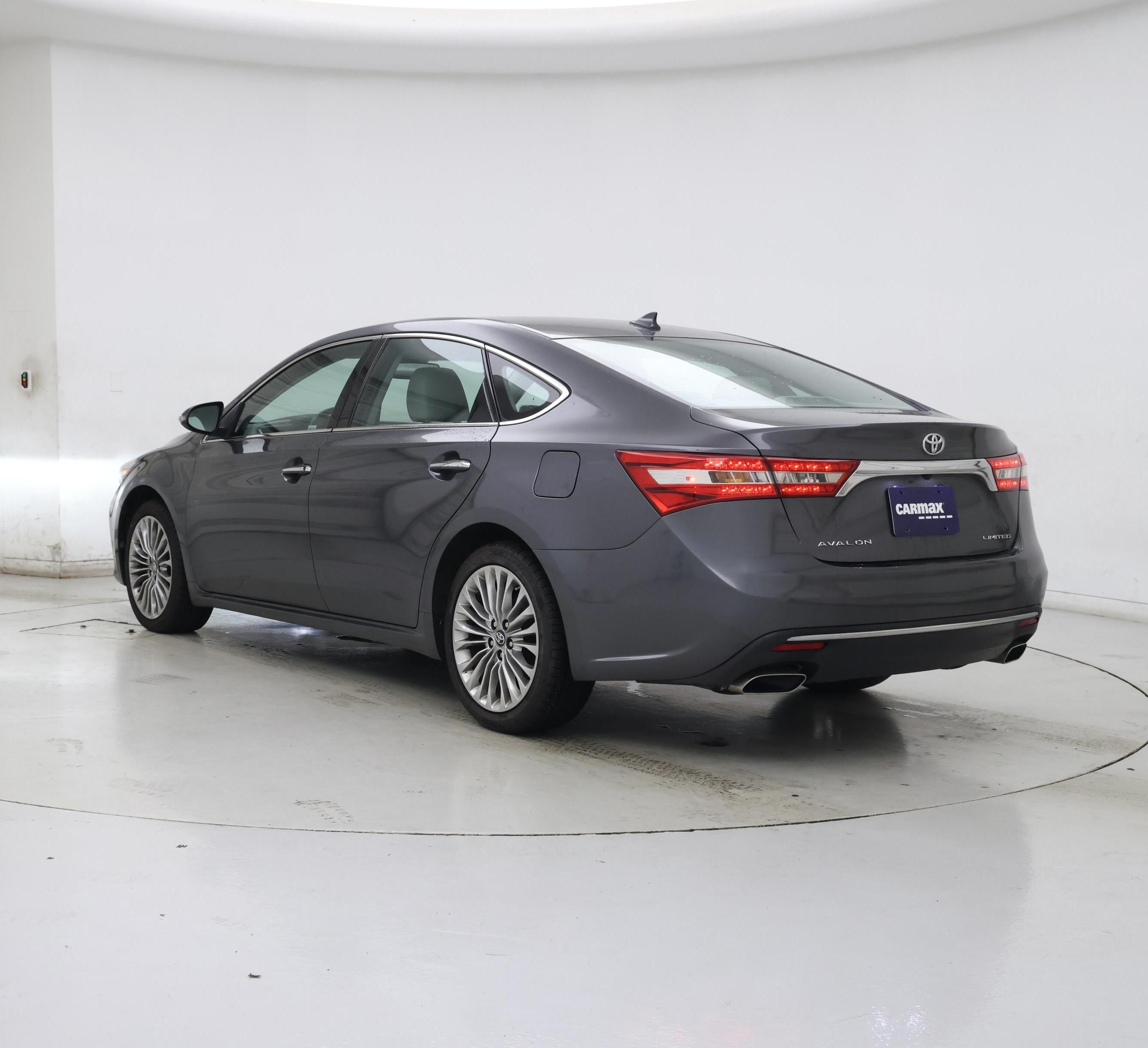 Thumbnail: 2017 Toyota Avalon - 2