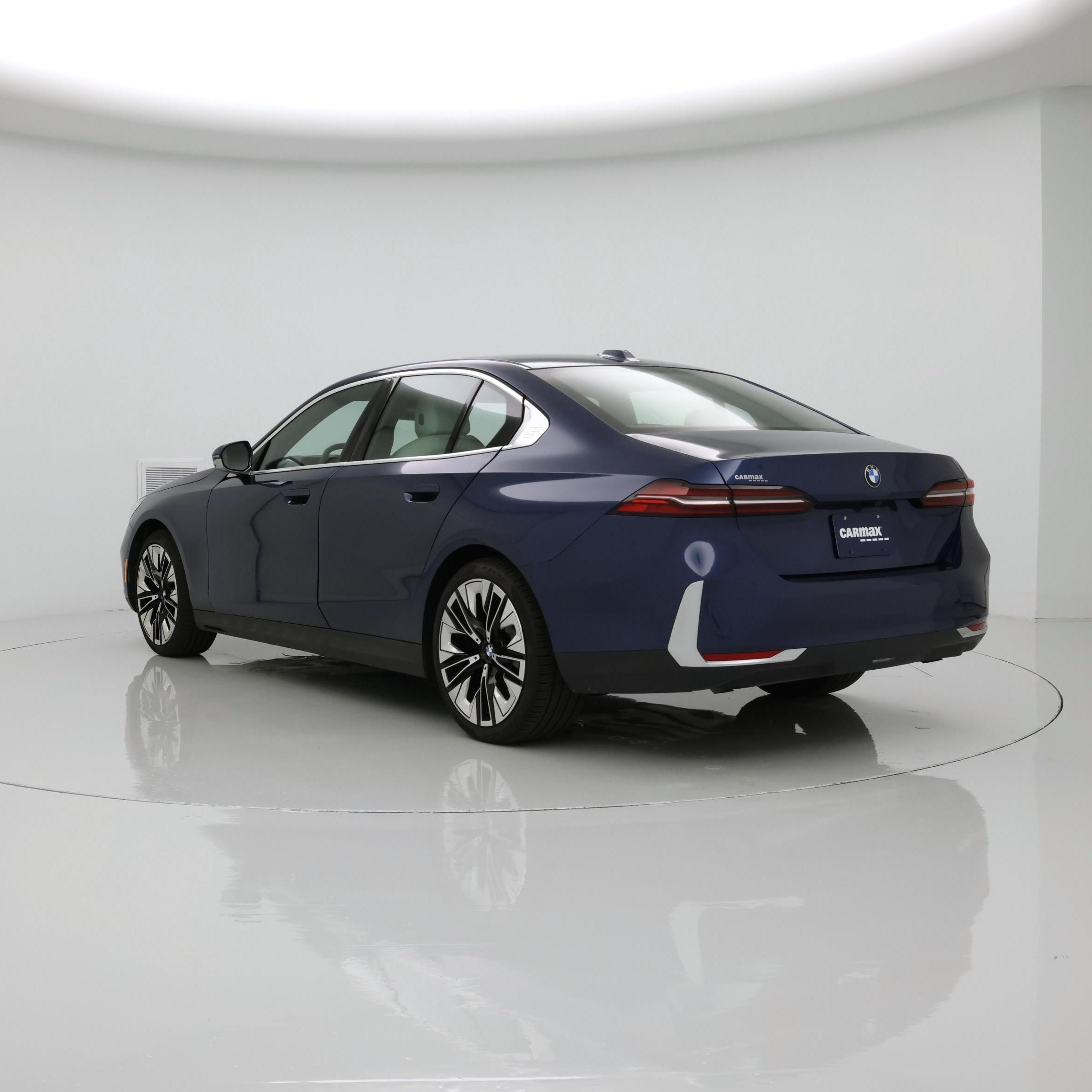 Thumbnail: 2024 BMW 5 Series - 2