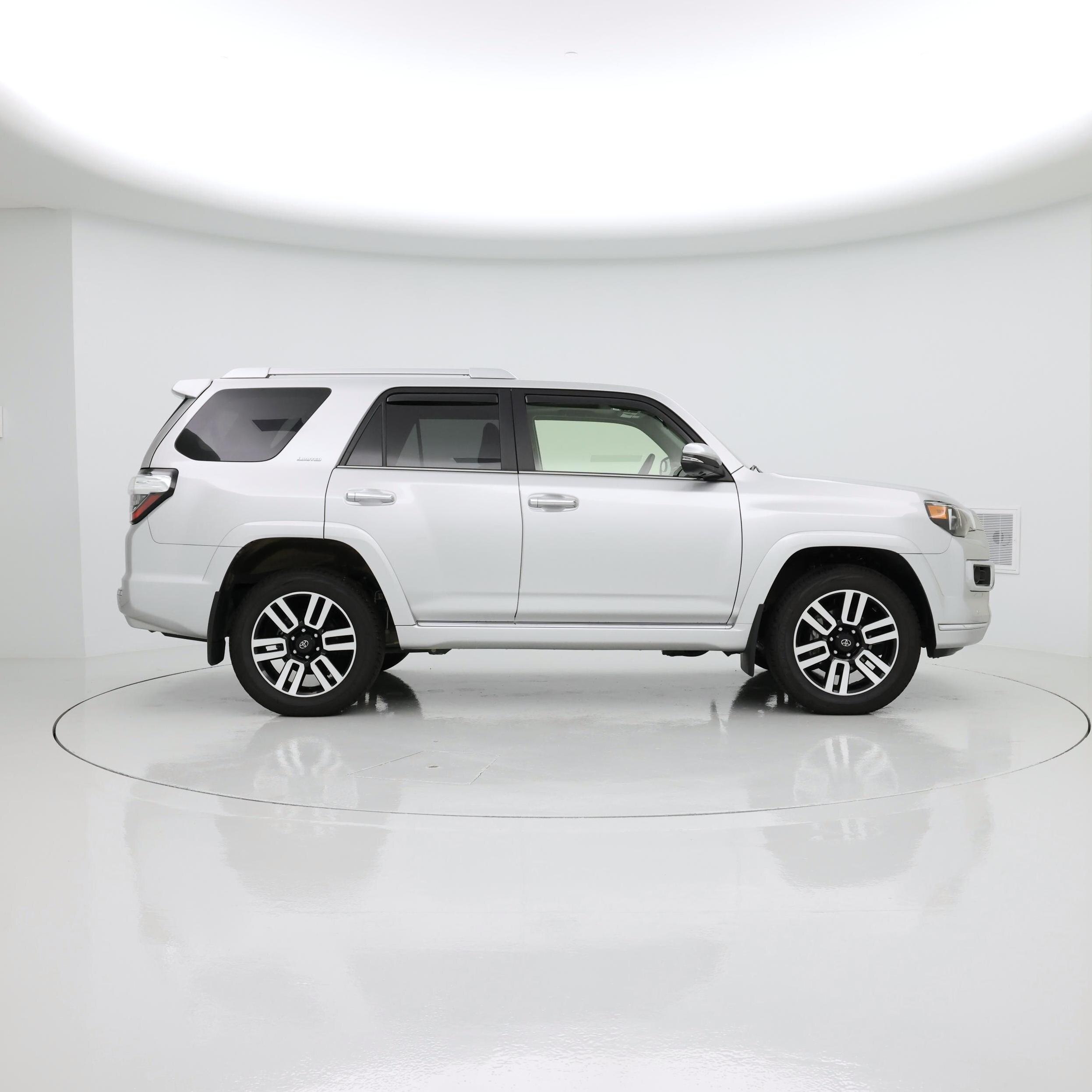 Thumbnail: 2023 Toyota 4Runner - 7