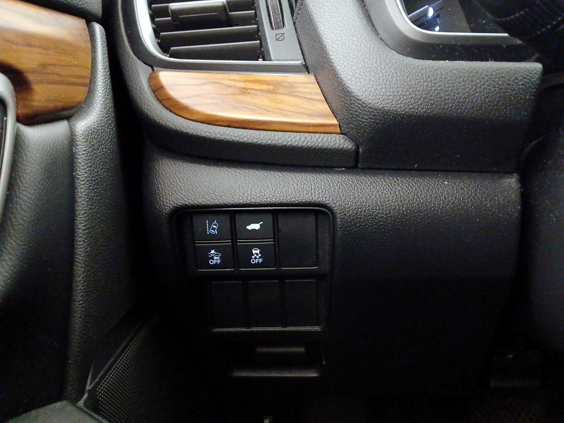 Thumbnail: 2018 Honda CR-V - 13