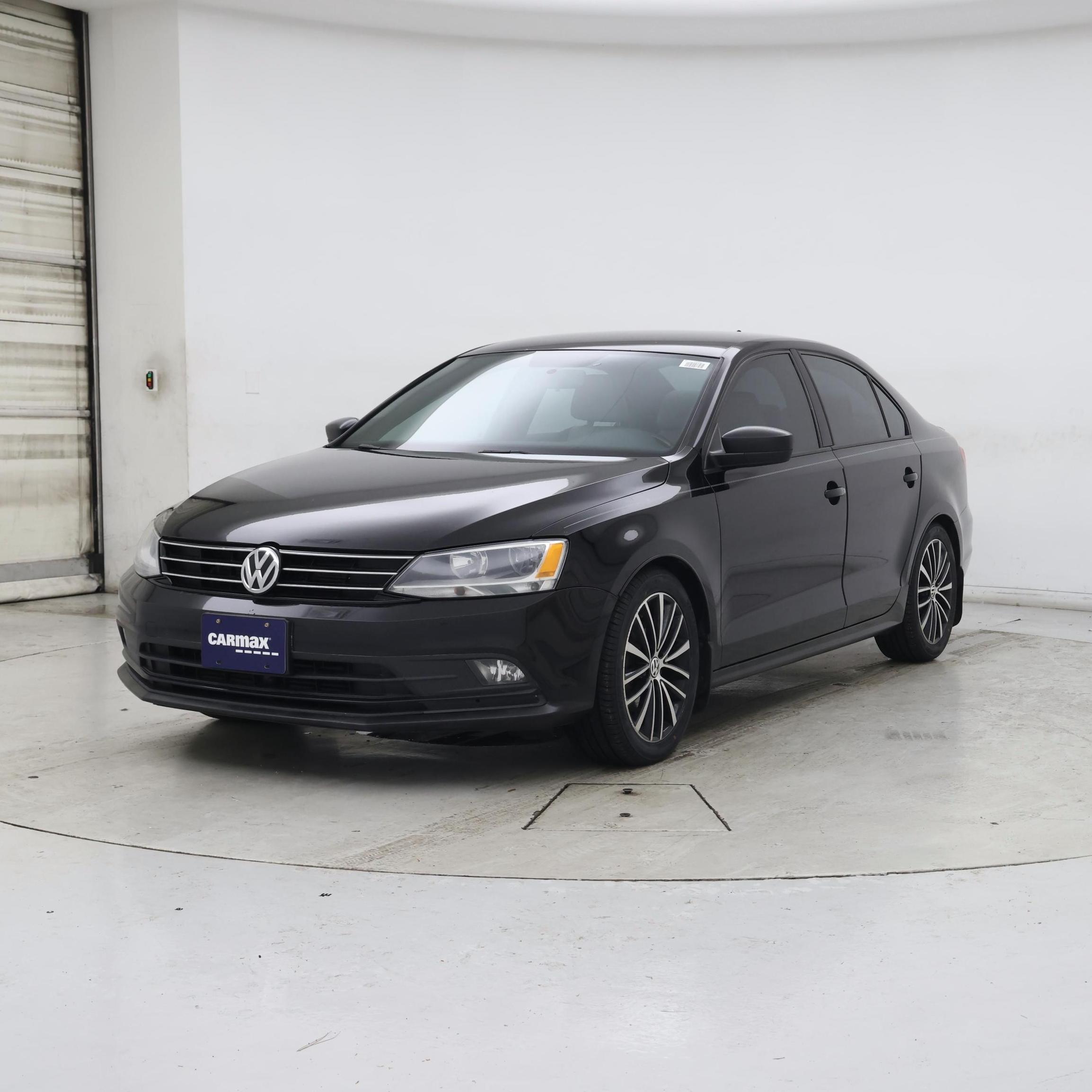 Thumbnail: 2016 Volkswagen Jetta - 4