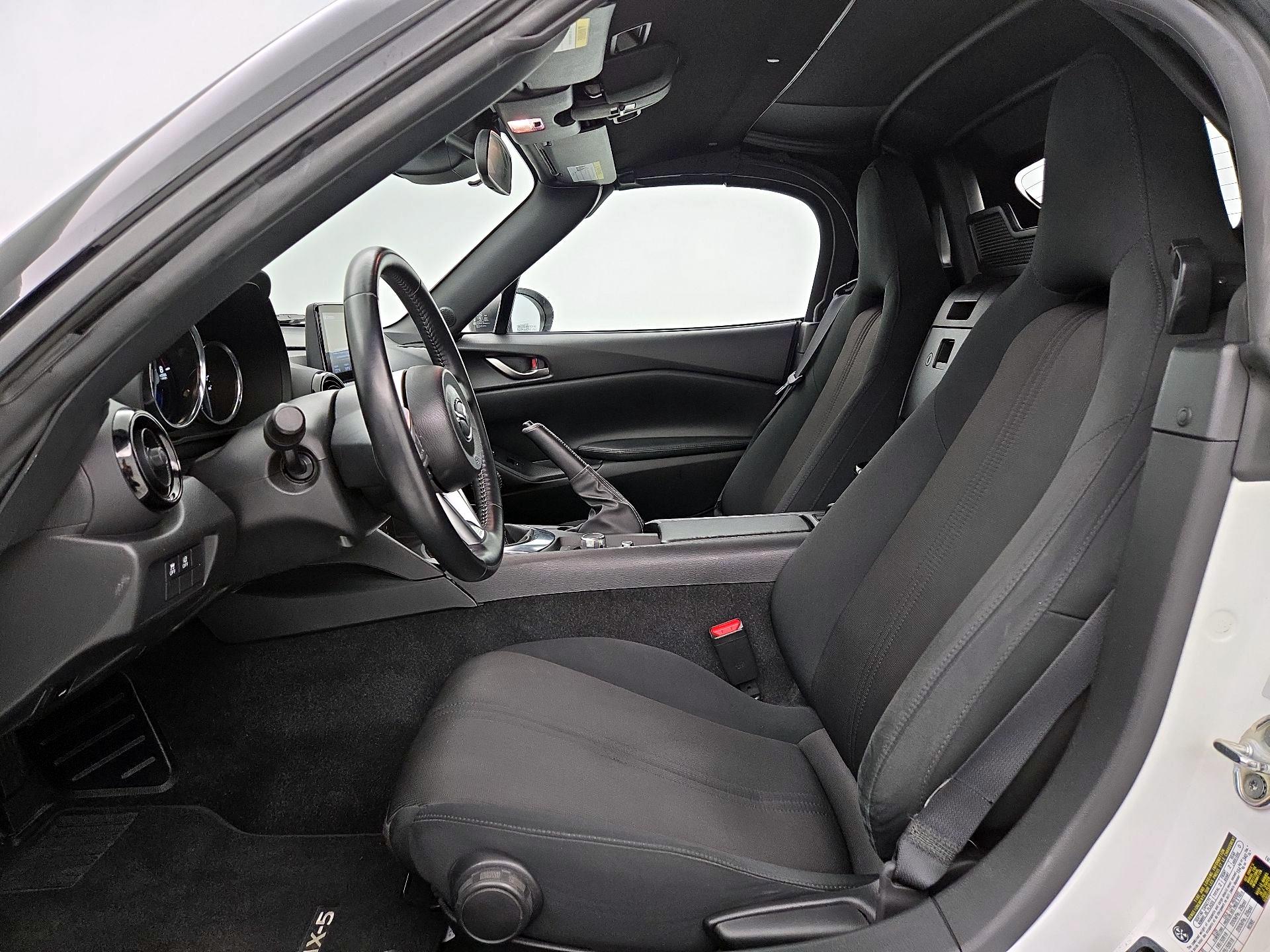 Thumbnail: 2020 Mazda MX-5 Miata - 11