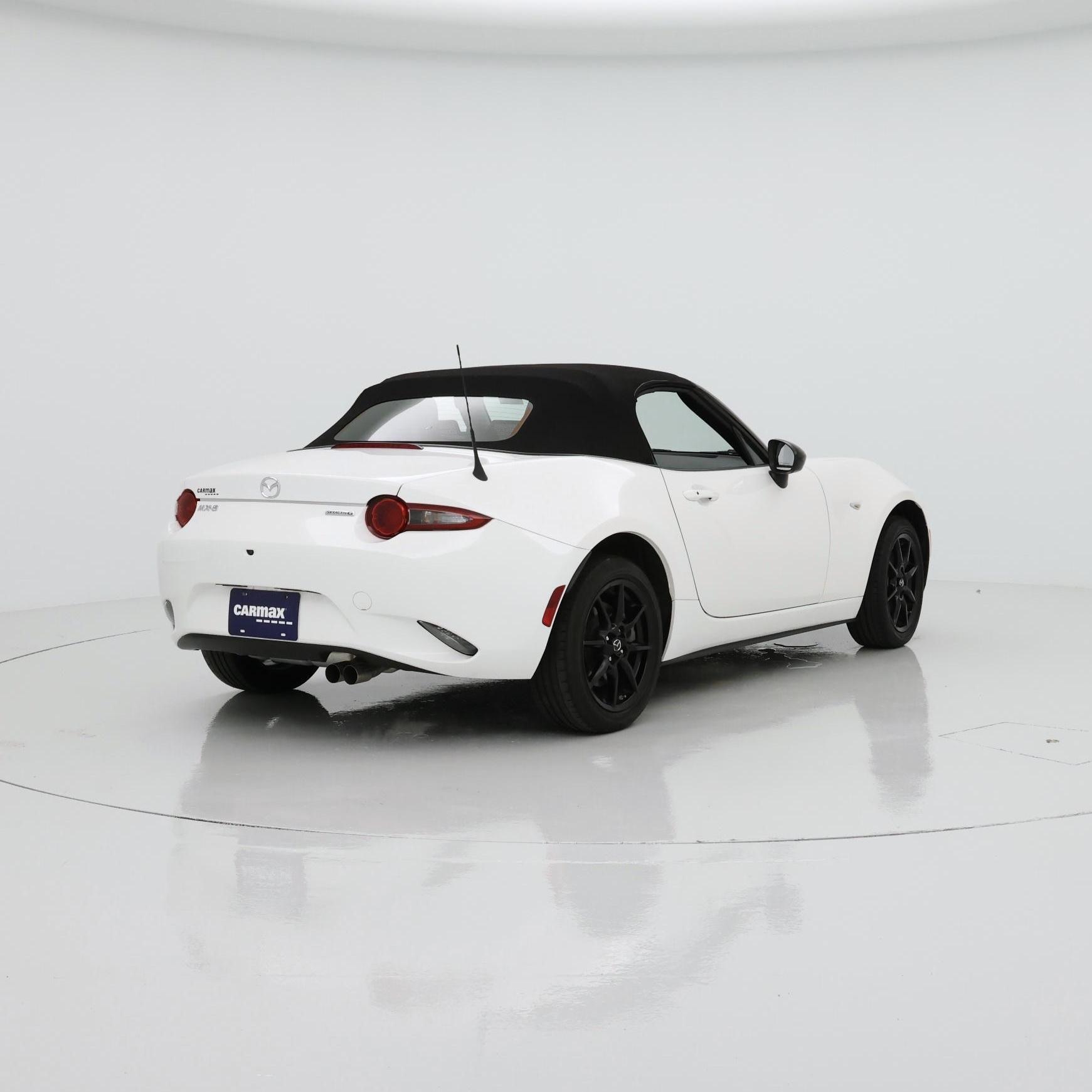 Thumbnail: 2020 Mazda MX-5 Miata - 8