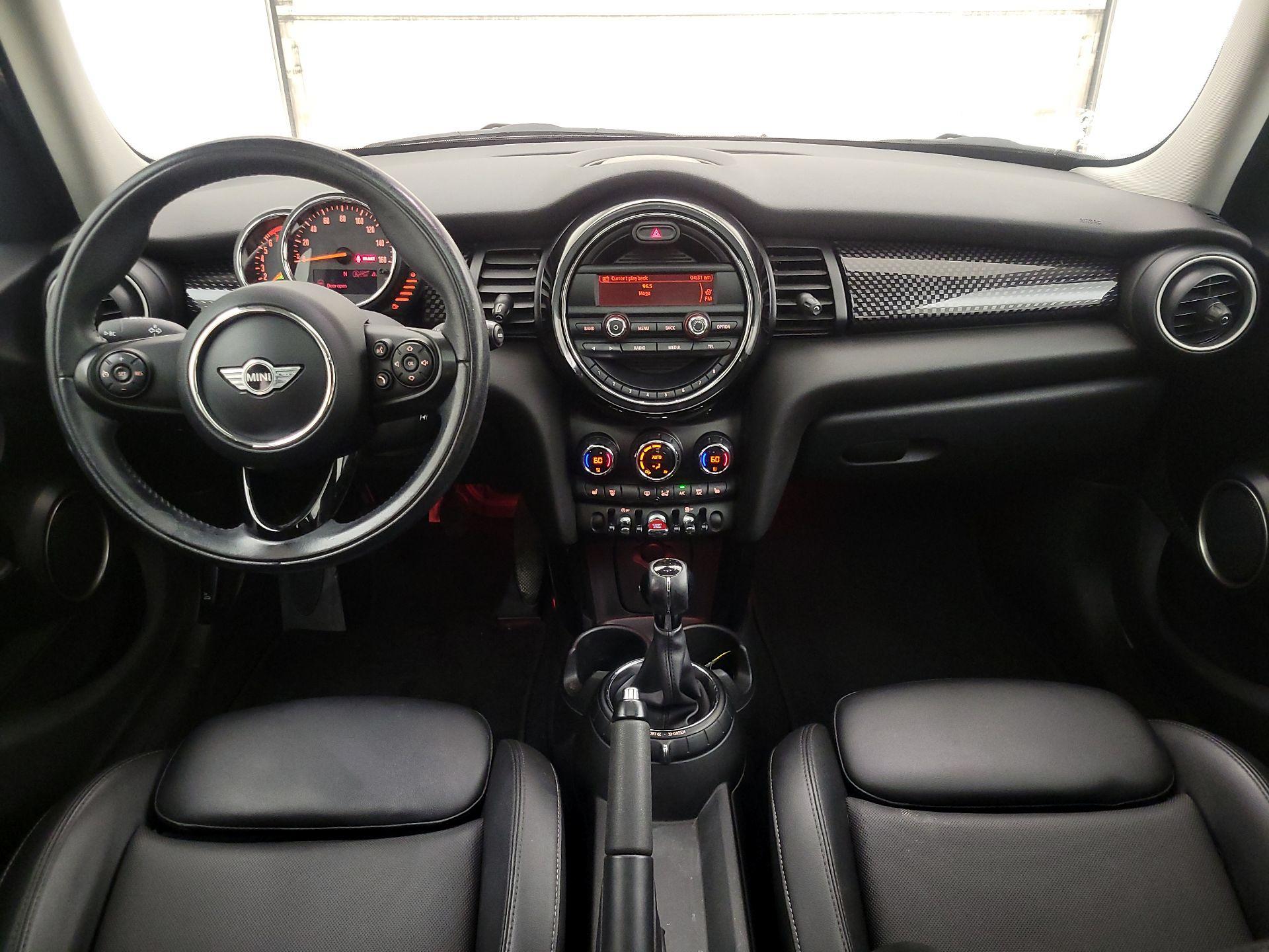 Thumbnail: 2015 MINI Cooper Hardtop - 9