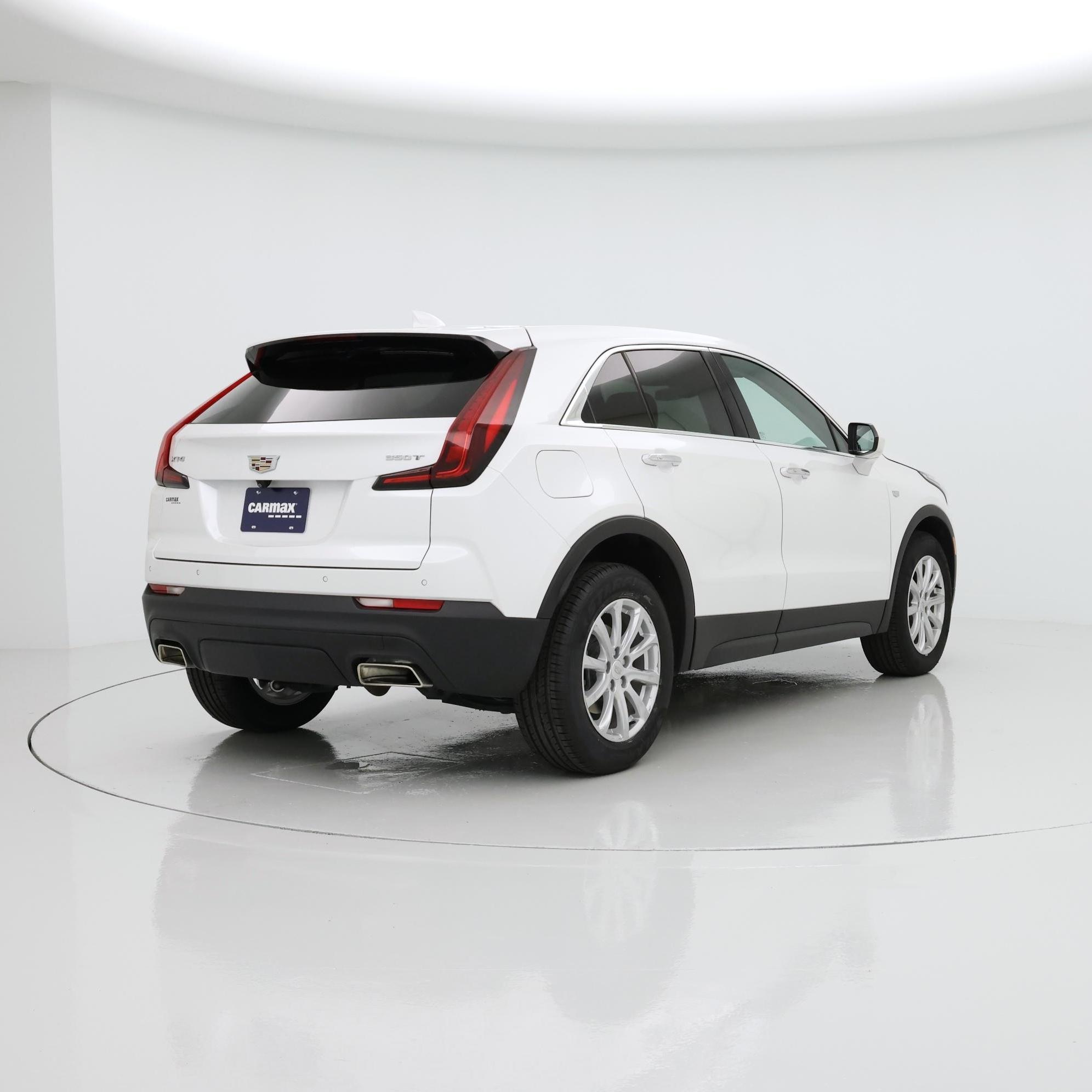 Thumbnail: 2023 Cadillac XT4 - 8