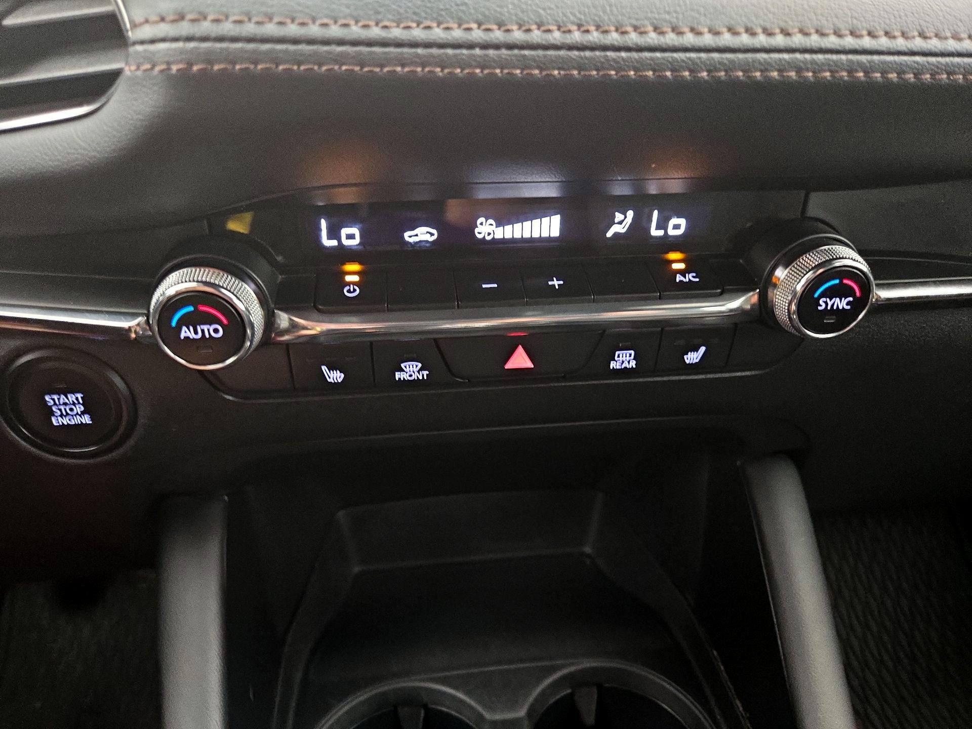 Thumbnail: 2022 Mazda Mazda3 - 17