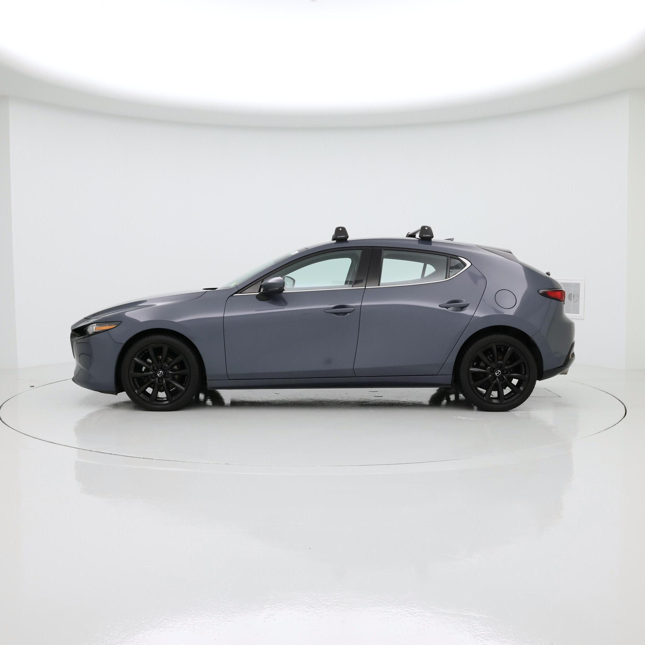 Thumbnail: 2022 Mazda Mazda3 - 3