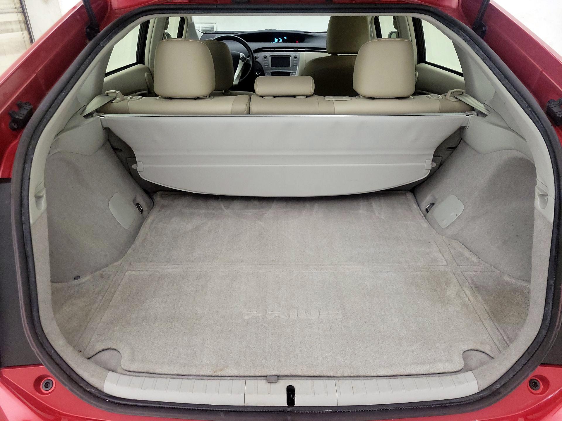 Thumbnail: 2014 Toyota Prius - 20
