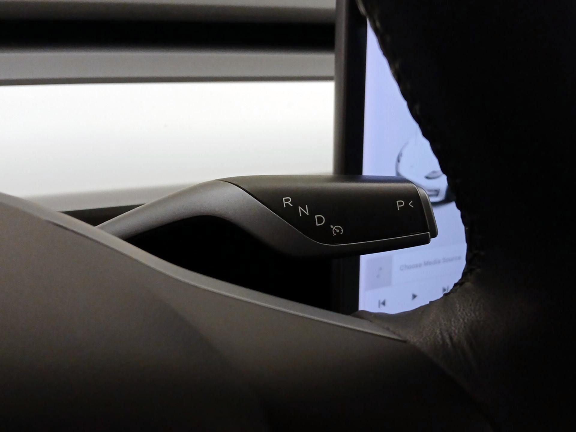 Thumbnail: 2019 Tesla Model 3 - 17