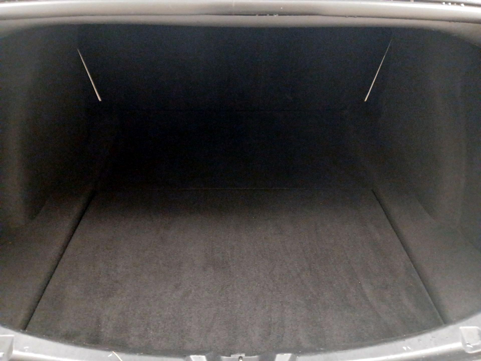 Thumbnail: 2019 Tesla Model 3 - 20
