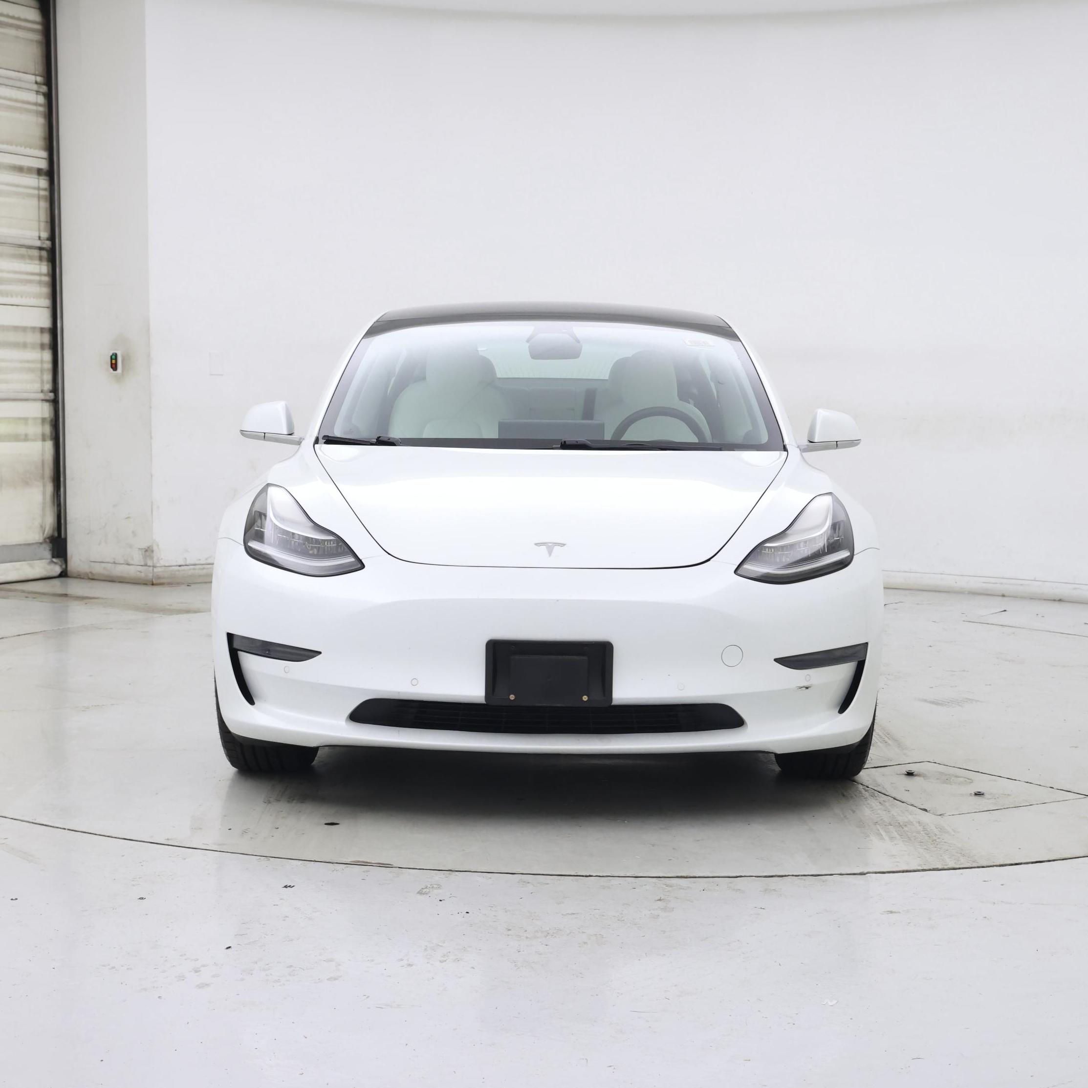 Thumbnail: 2019 Tesla Model 3 - 5